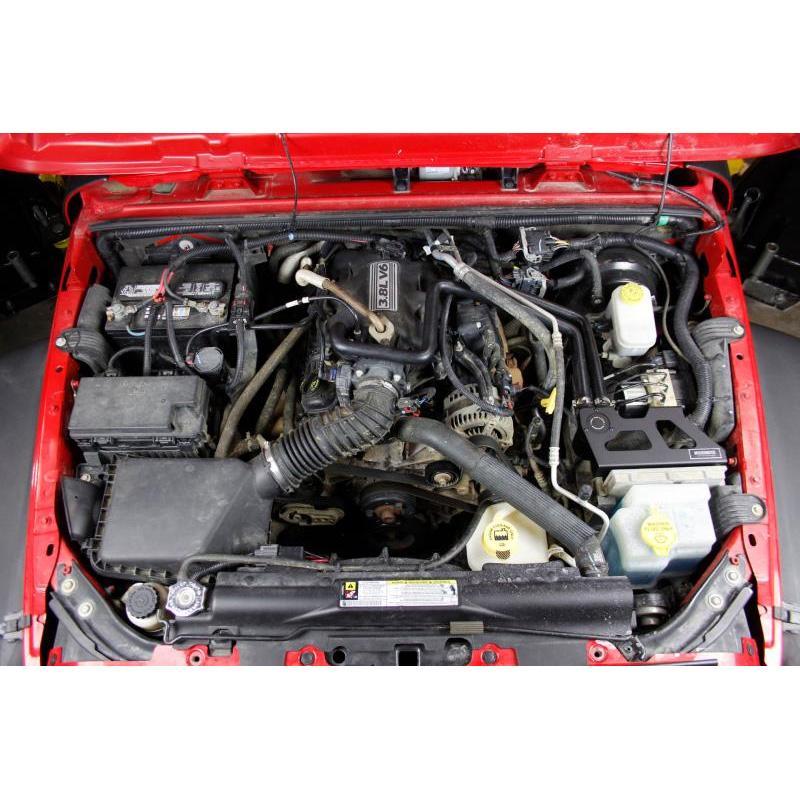 Mishimoto 07-11 Jeep Wrangler JK Baffled Oil Catch Can - Black