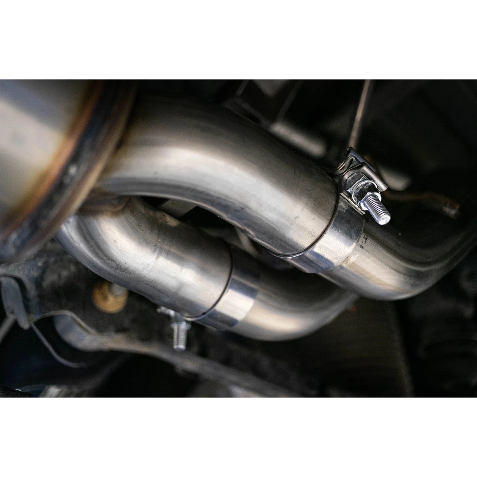 MBRP 2019 Ram 1500 5.7L (CrewCab & QuadCab ONLY) 2.5in Cat Back Dual Split Rear w/ 4.5in Tip - T304