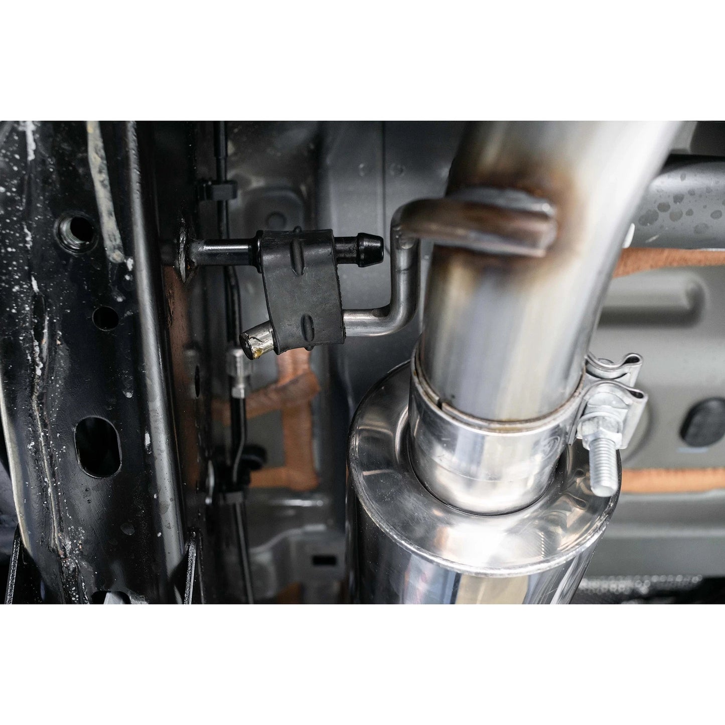 MBRP 18-20 Jeep Wrangler JL 2.5in Single Rear Exit Cat Back Exhaust - Aluminum