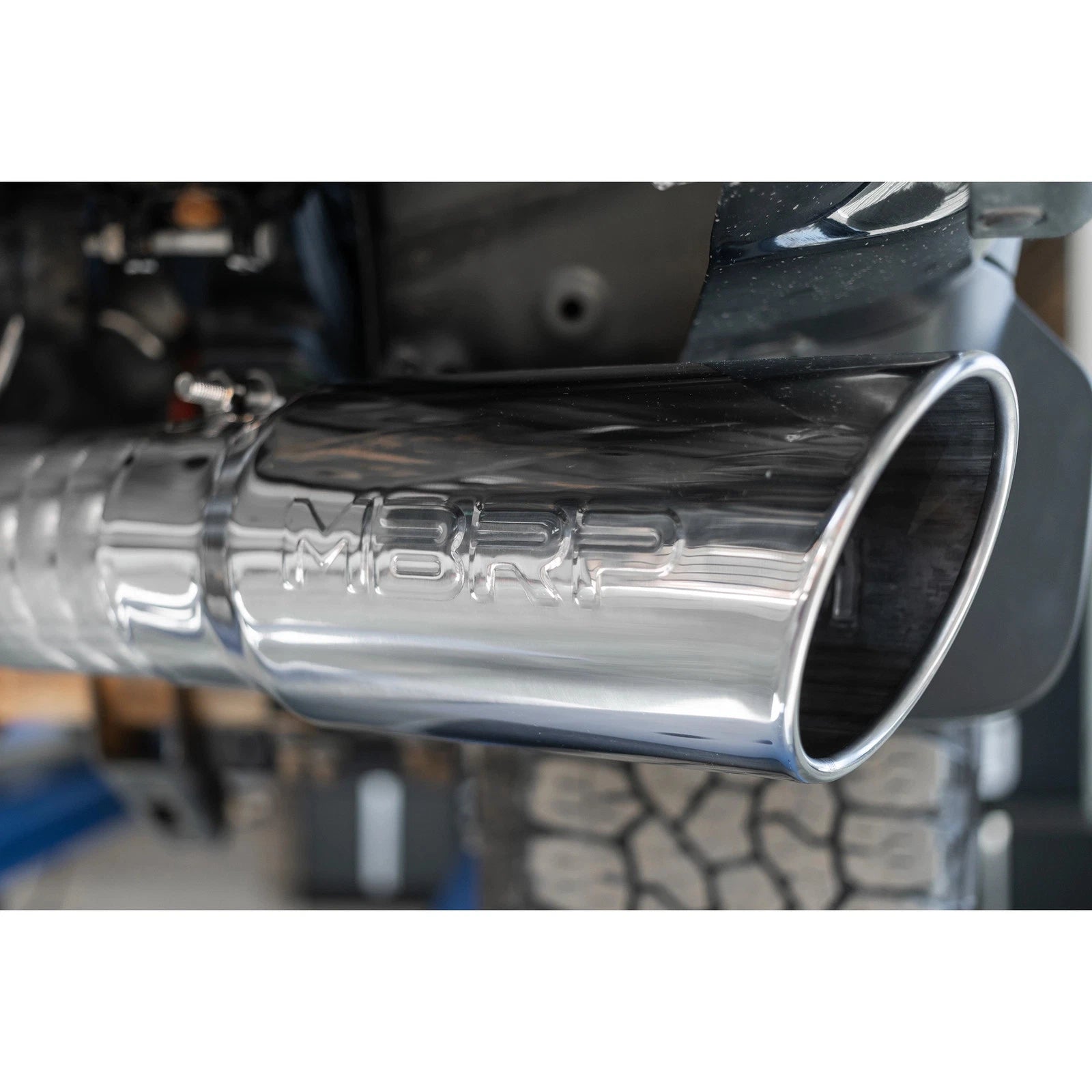 MBRP 2020+ GMC/Chevy 2500/3500 6.6L Duramax 4in Mand Bent Tubing Pro-Ser Cat Back Single Side - 304