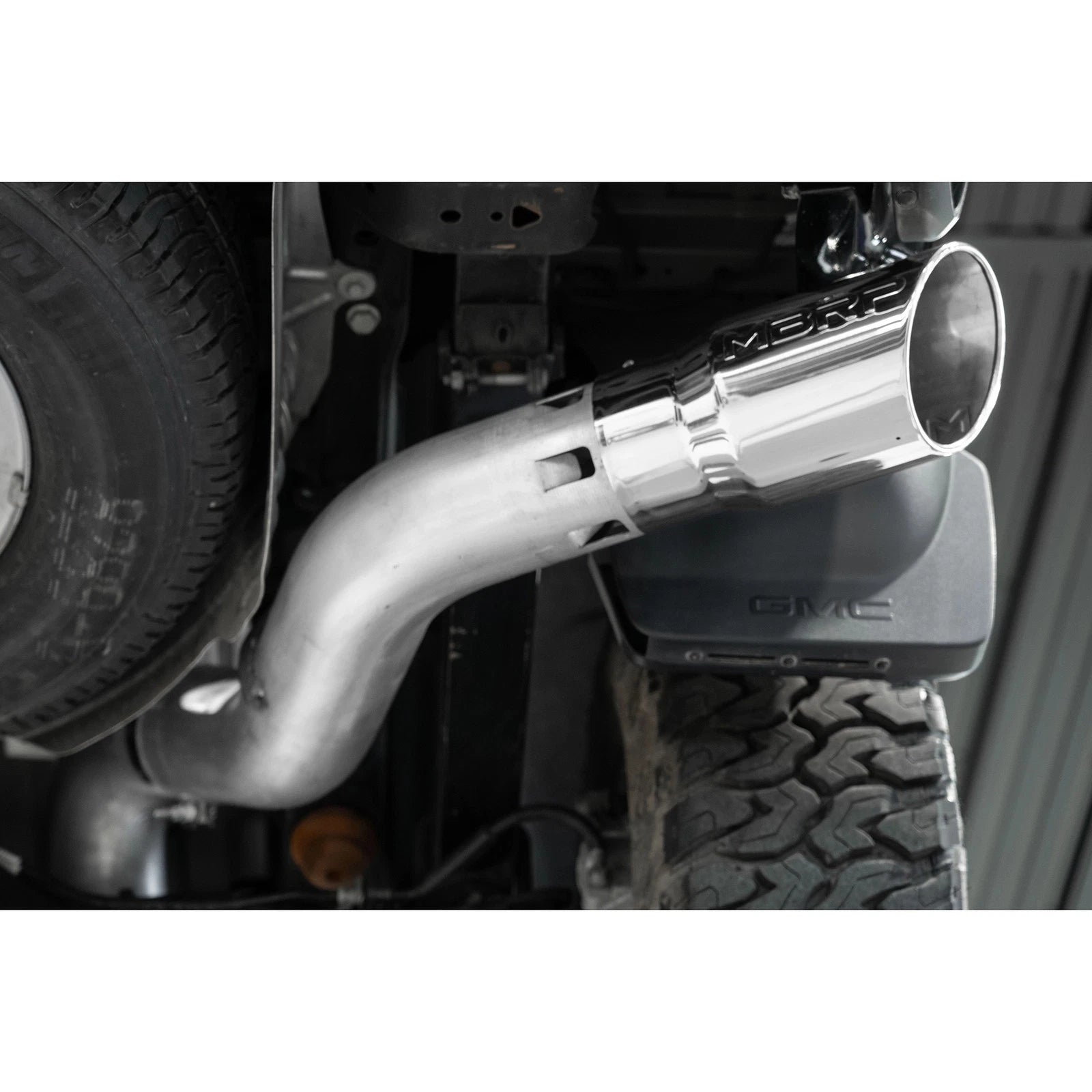 MBRP 20-23 Chevrolet Silverado 2500HD 6.6L Armor Plus T409 SS Single Side Exit 5in DPF Back Exhaust
