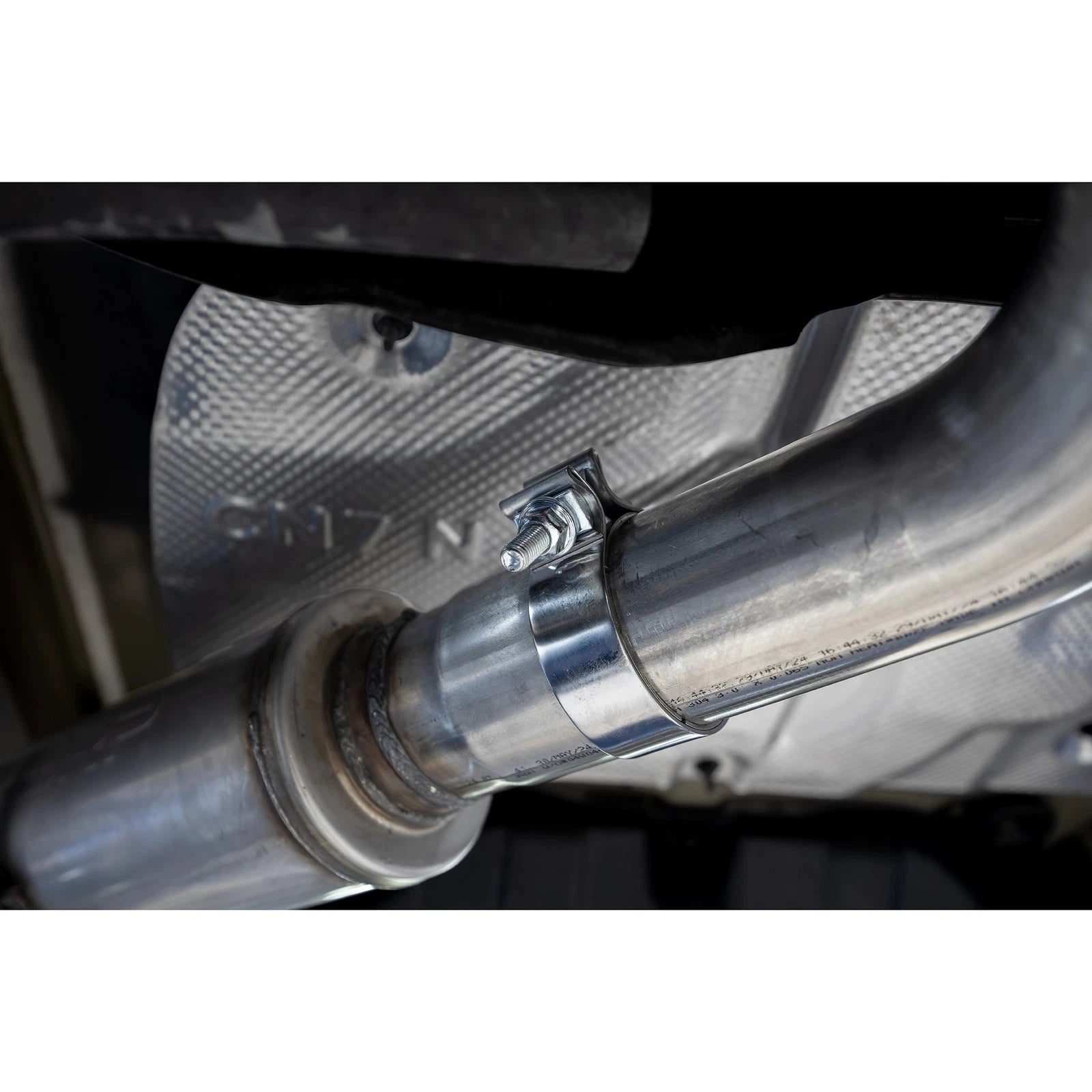 MBRP 21-24 Hyundai Elantra Aluminized Steel 3in Axle-Back Single Rear Exit with Dual Outlet Tip