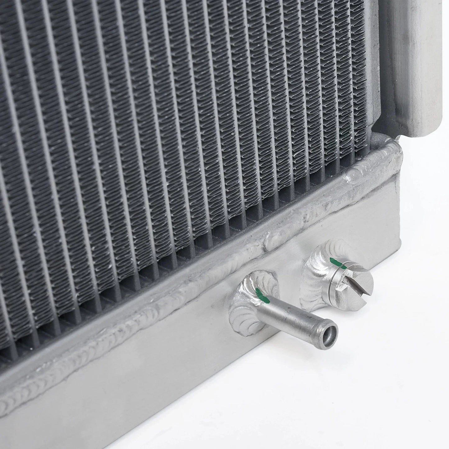 CSF 95-04 Toyota Tacoma (2.7/3.4L) Heavy Duty All-Aluminum Radiator