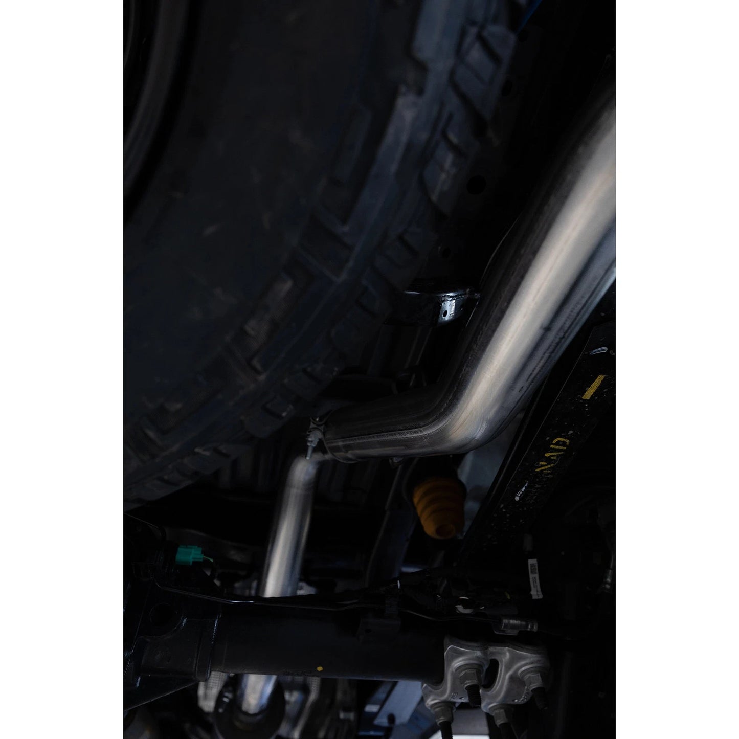 MBRP 2024+ Ford Ranger 2.7L 2.5 into 3in Single Side Exit Cat Back - T304