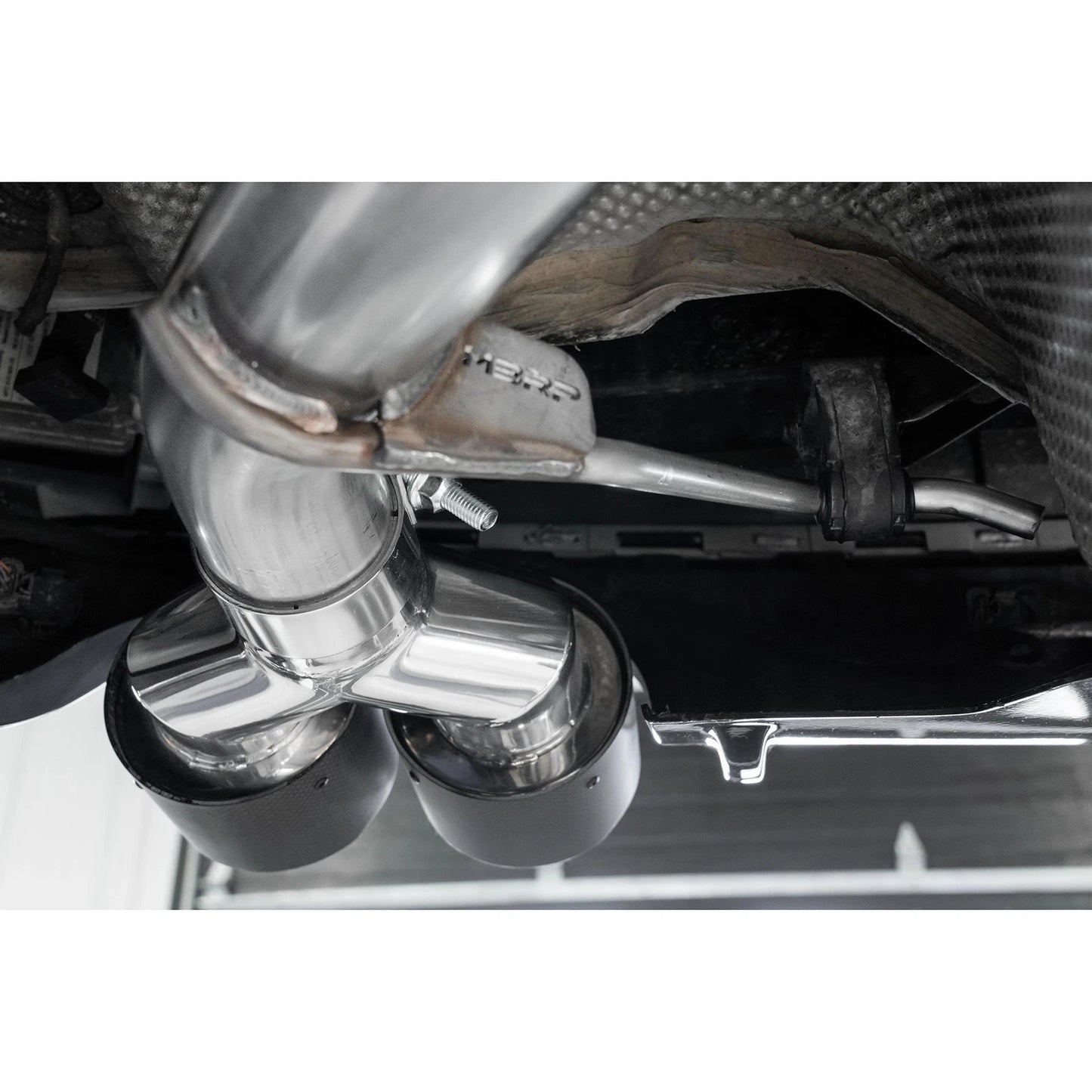 MBRP 14-17 Audi SQ5 3.0T Dual Rear Exit Axle Back w/ Quad Carbon Fiber Tips - T304