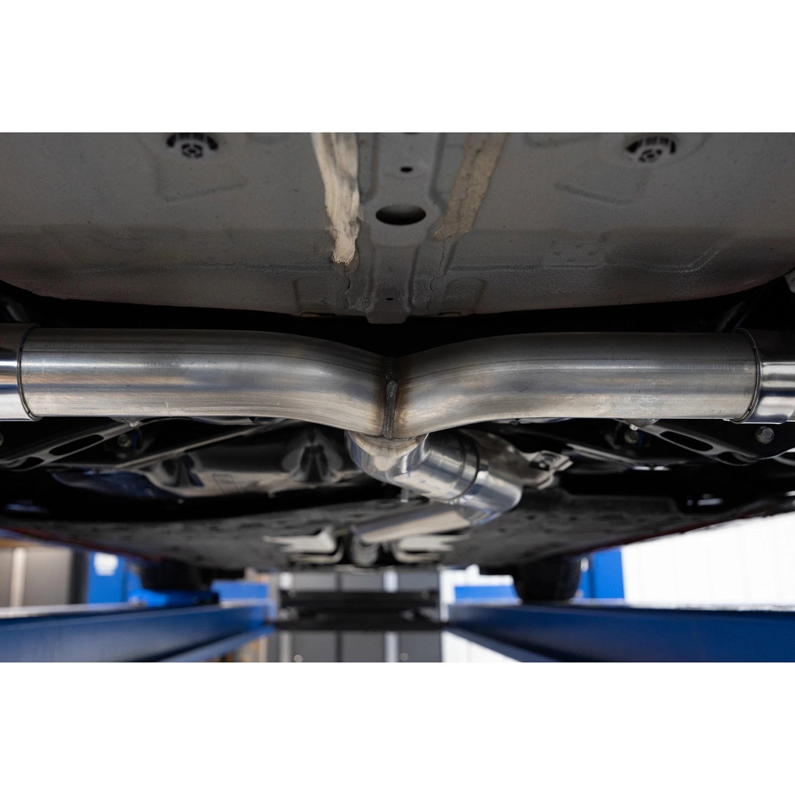 MBRP 22-24 Honda Civic/Sport Touring 1.5L 3in Cat-Back 2.5in Dual Split Rear w/ Quad Tips - AL