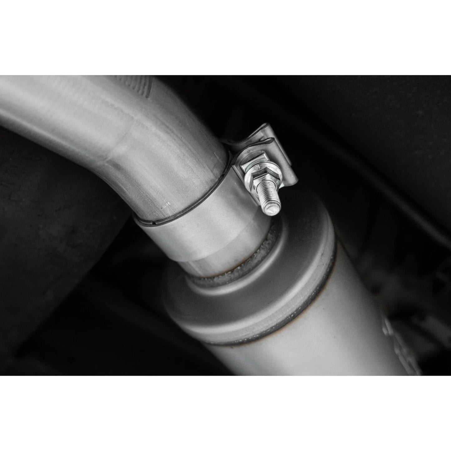 MBRP 99-04 Ford Mustang GT 4.6L 2.5in. Dual Split Rear AL Cat Back w/ 3.5in. Dual Wall Blk. Tips