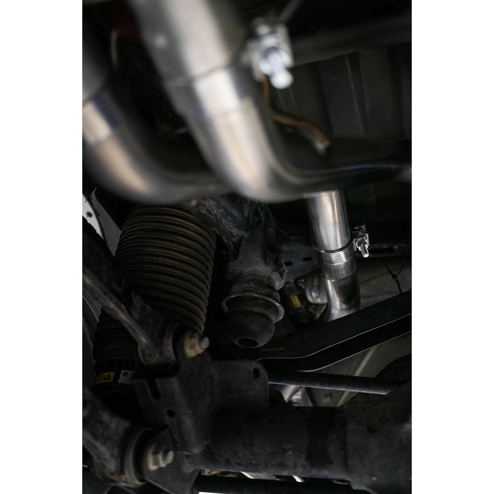 MBRP 2019 Ram 1500 5.7L (CrewCab & QuadCab ONLY) 2.5in Cat Back Dual Split Rear w/ 4.5in Tip - T304