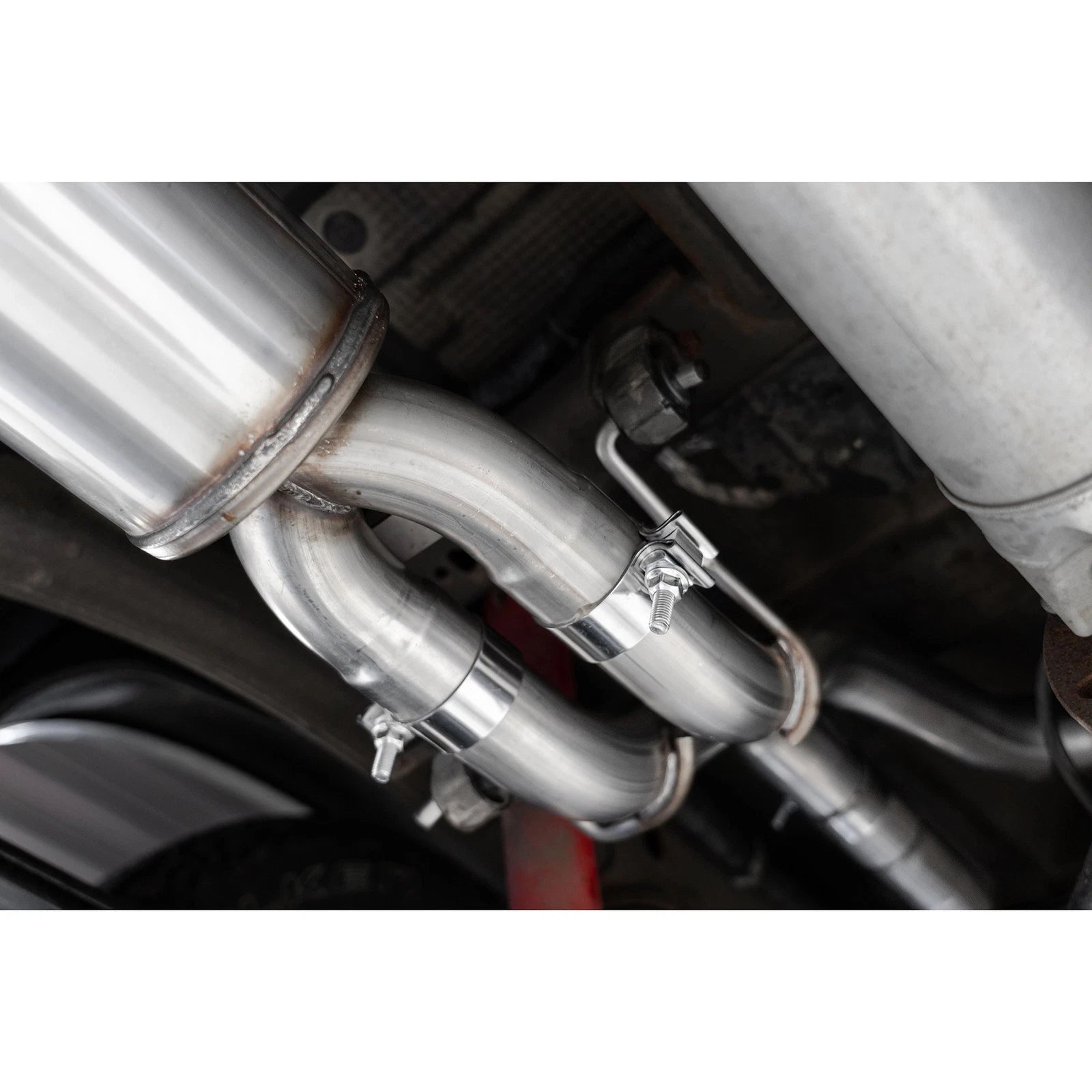 MBRP 19-21 Chevrolet Silverado 1500 5.3L 3in Cat Back w/ 2.5in OD Carbon Fiber Tips - T304
