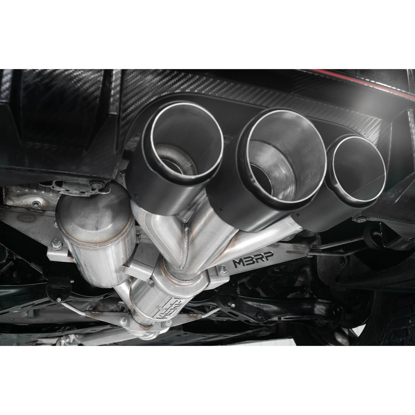 MBRP 17-22 Honda Civic Type R 2.0L T304 SS 3in Cat-Back w/Triple Center Outlet- Carbon Fiber Tips