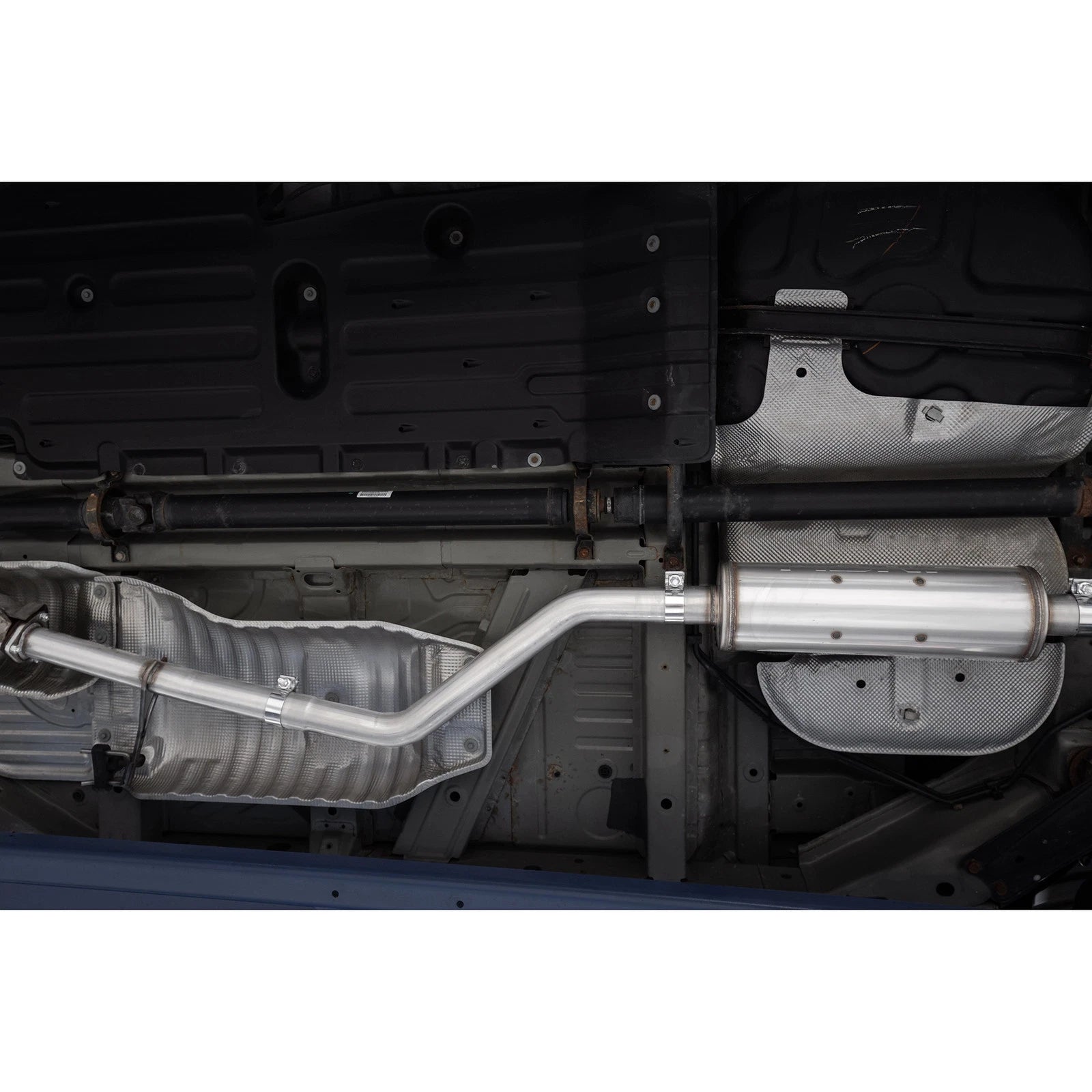 MBRP 17-20 Honda Ridgeline 3.6L Aluminized Steel 2.5in. Cat-Back Exhaust - Single Side