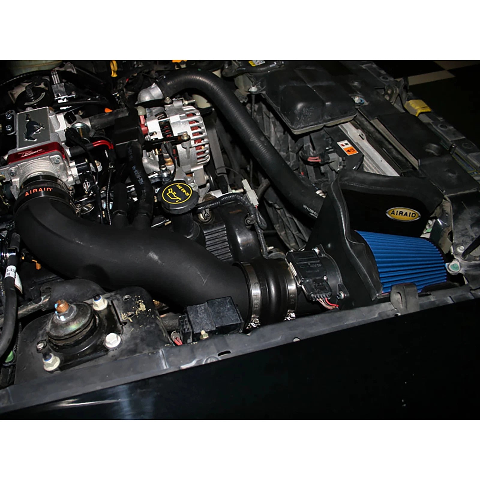 Airaid 99-04 Mustang GT MXP Intake System w/ Tube (Dry / Blue Media)