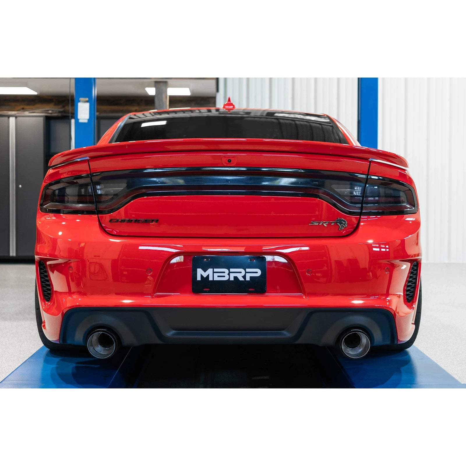 MBRP 17-21 Charger 5.7/6.1/6.4L 3in Dual Rear Exit SS Catback Exhaust w/ Carbon Fiber Tips