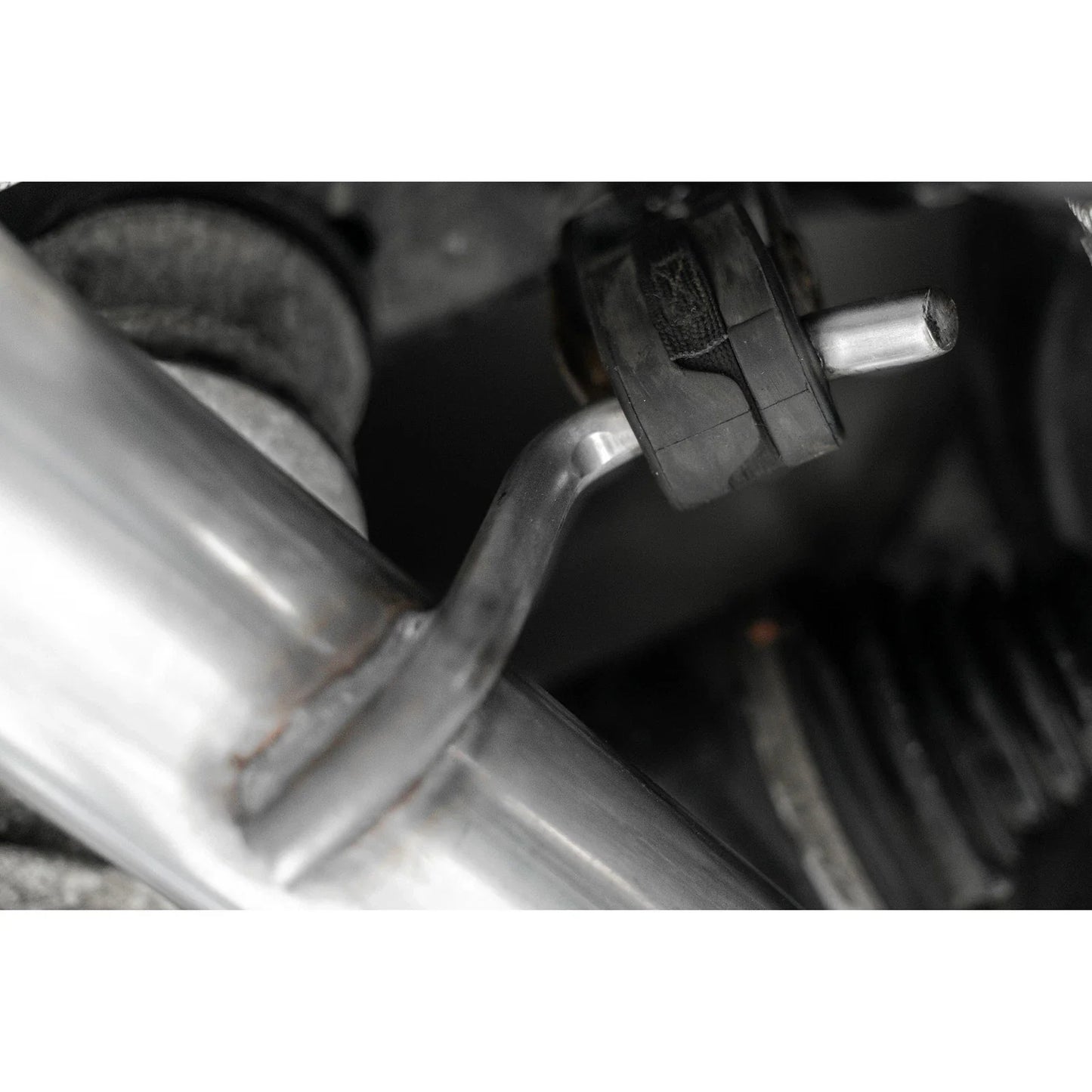 MBRP 2015+ Dodge Challenger 3.6L SS 2.5in Quad Tip Split Rear Exit w/ Carbon Fiber Tips - T304
