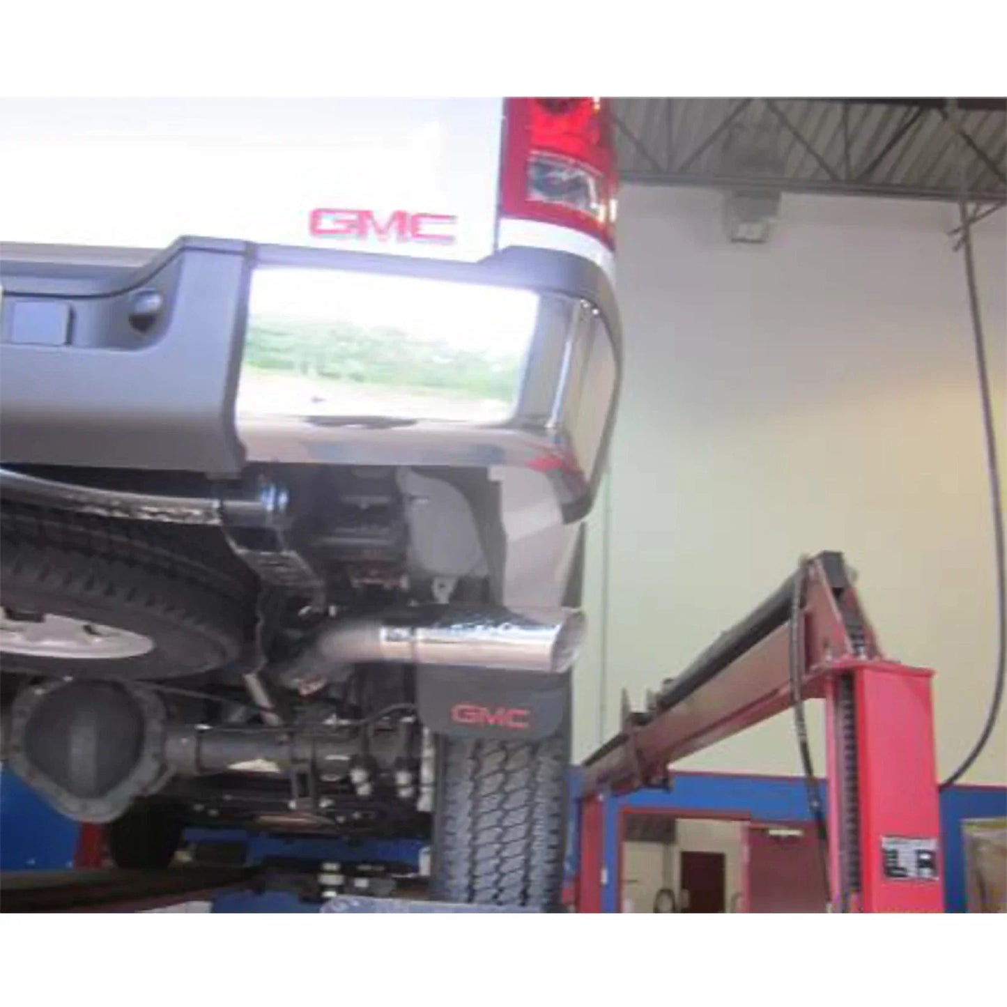 MBRP 11-19 Chevy/GMC 2500HD PU 6.0L V8 Single Side Exit Alum Cat Back Perf Exhaust