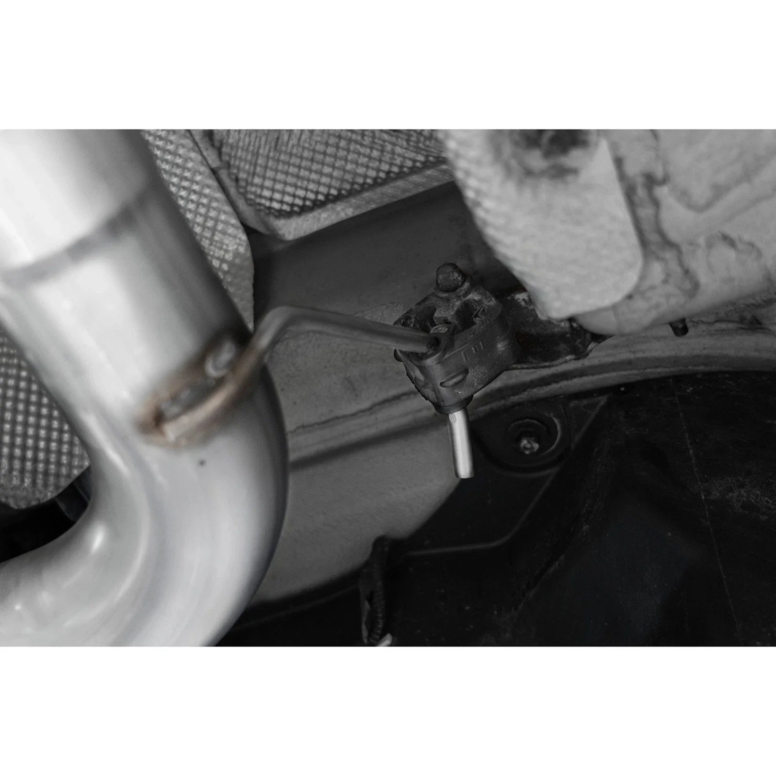 MBRP 17-21 BMW M240I 3.0L 3in Axle Back Dual Rear Exit w/ T304 SS Carbon Fiber Tips (Street Version)