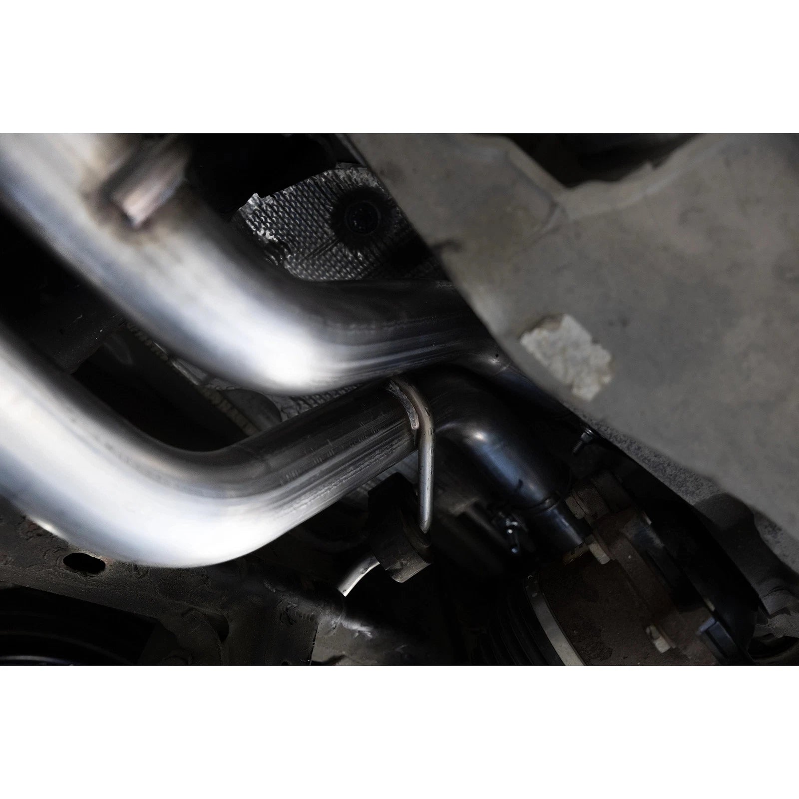 MBRP 21-25 Cadillac Escalade 6.2L (Excl V-Series) T304 2.5in Dual Split Rear 3in Cat Back Exhaust