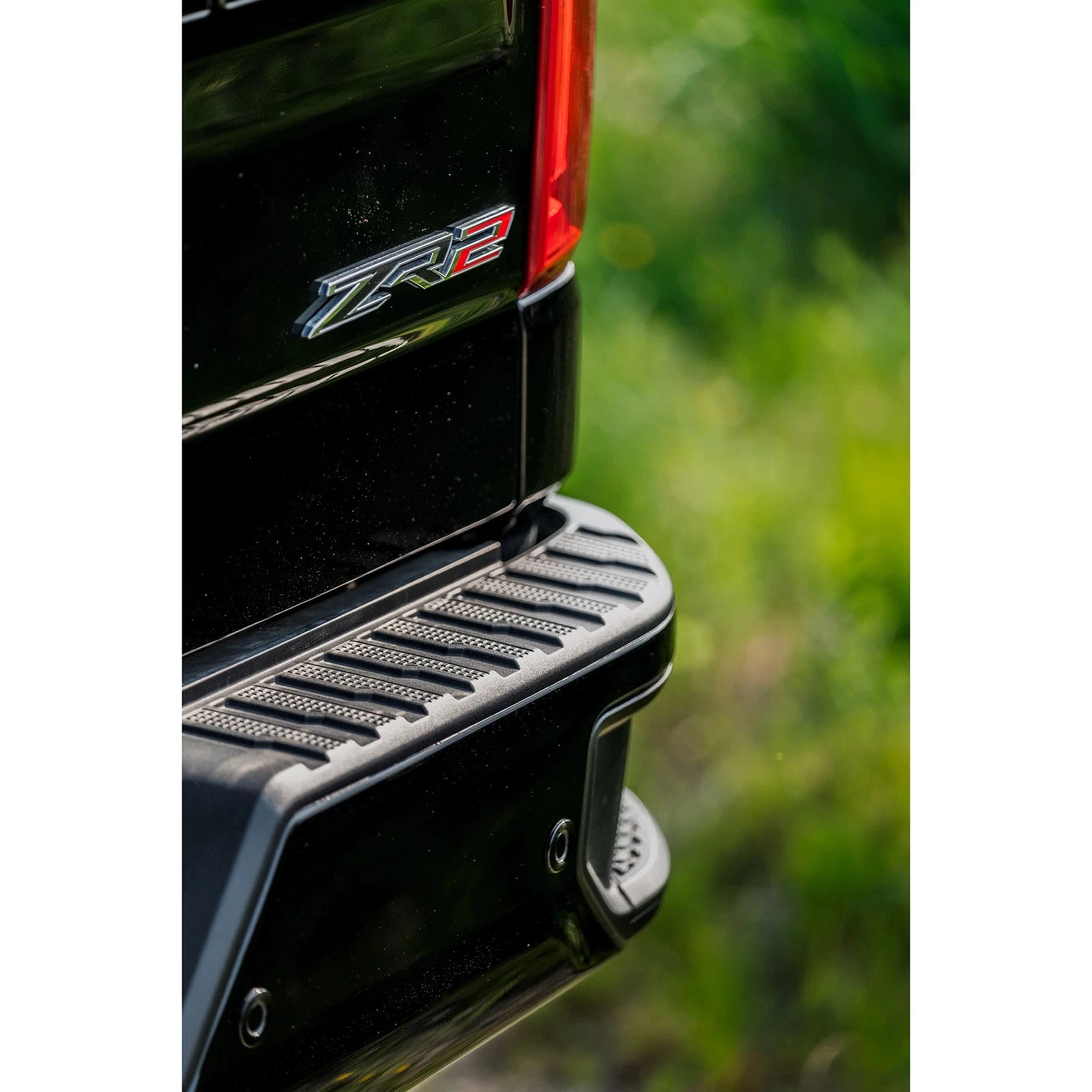 MBRP 22-23 Chevrolet/ GMC 1500 Silverado/ Sierra ZR2/AT4X 6.2L 2.5in Turn Down 3in Cat Back Exhaust