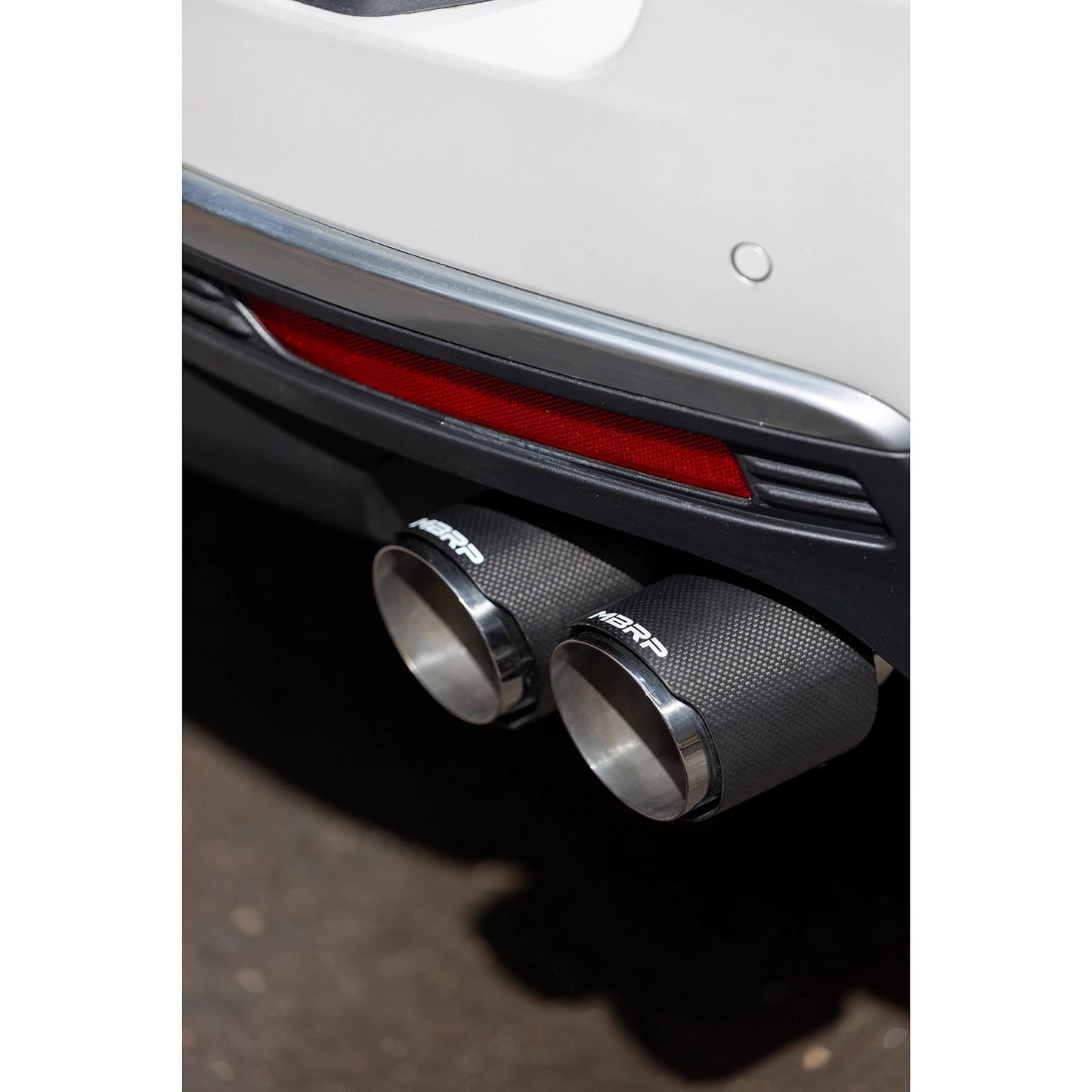 MBRP 21-24 Chevrolet Suburban XL 5.3L 3in T304 SS 2.5in Dual Split Carbon Fiber Cat-back