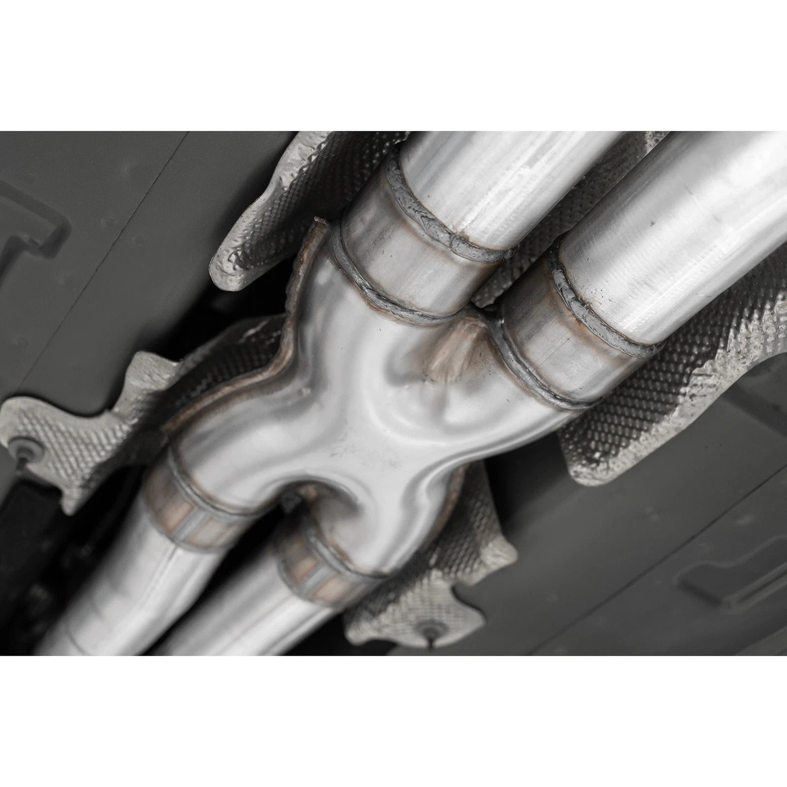 MBRP 15-16 Dodge Challenger RT 5.7L Aluminized Steel 3in Dual Rear Cat-back Quad Tips - Street