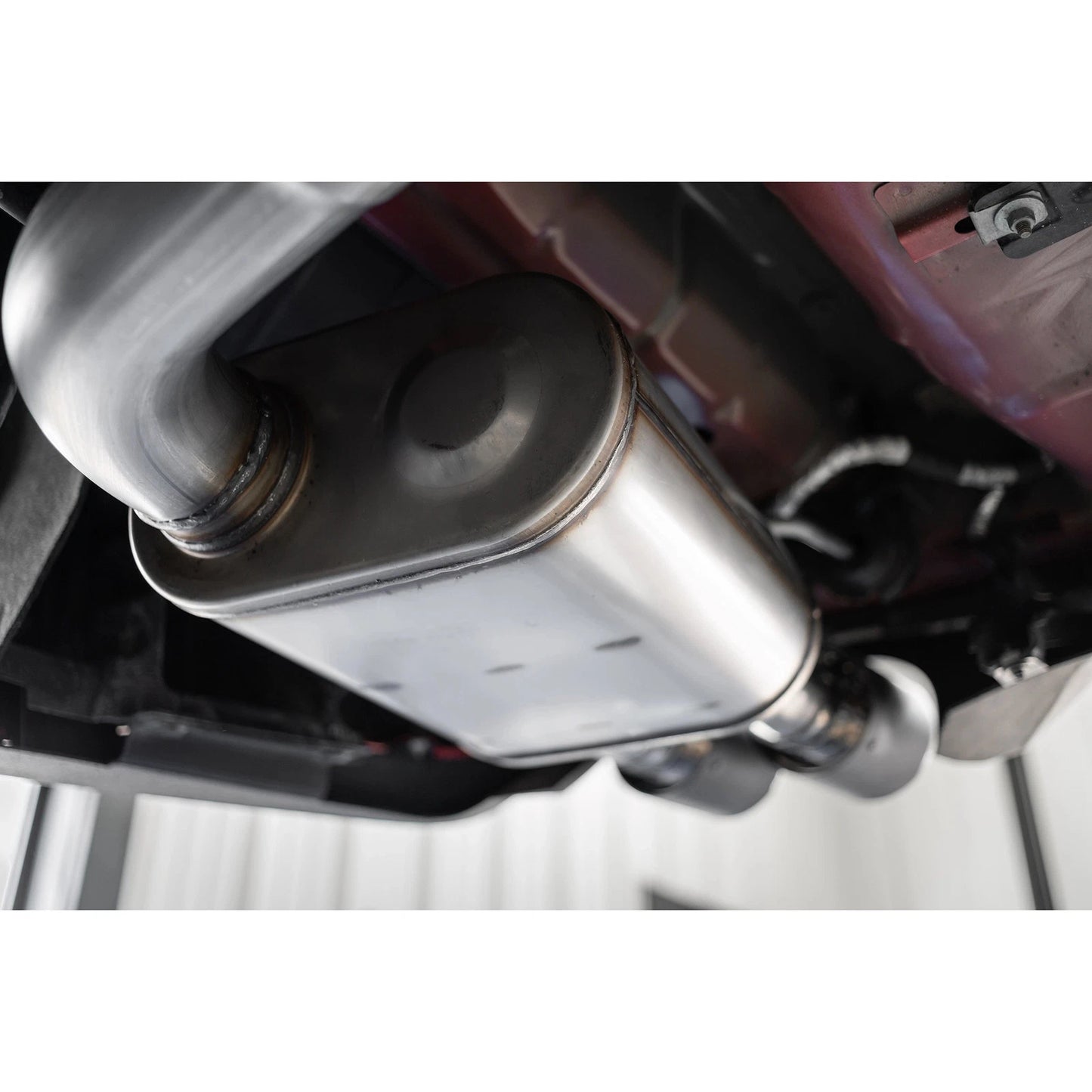 MBRP 18-20 Ford Mustang GT 5.0 w/ Quad Tip Active Exhaust Cat Back Split Rear T304 w/ Carb Fib Tips