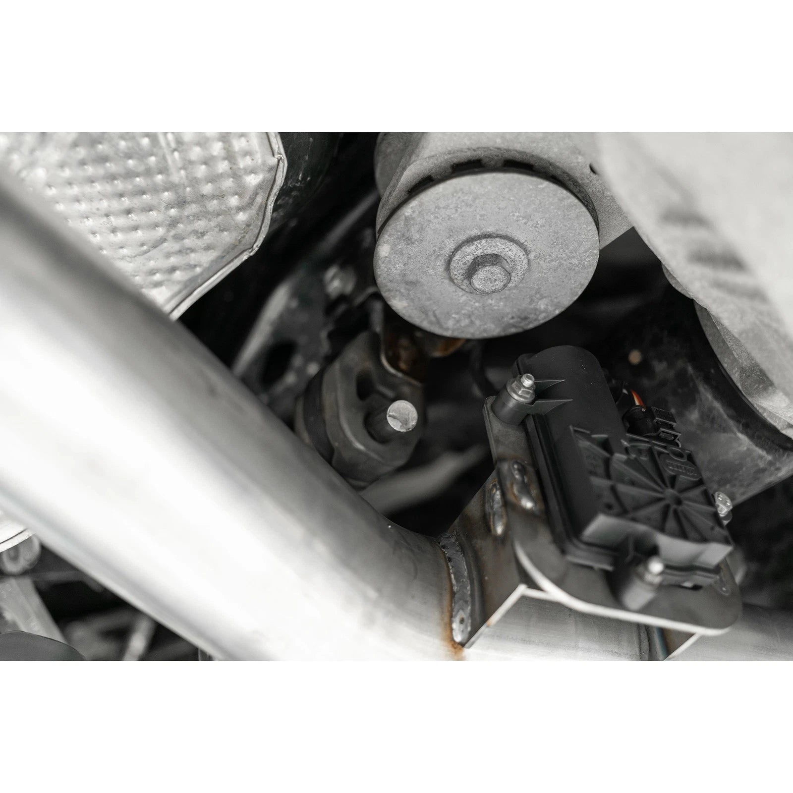 MBRP 15-Up Challenger 5.7L / 17-Up 6.2L/6.4L 3in Race Series Cat-Back w/ Quad Tips AS Exhaust