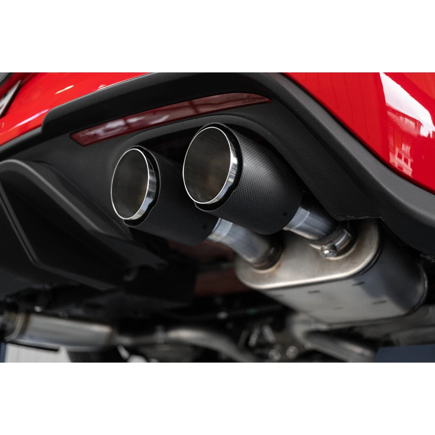 MBRP 18-22 Ford Mustang GT 5L T304 SS 3in Cat-Back Dual Rear w/4in Quad Carbon Fiber Tips (Street)
