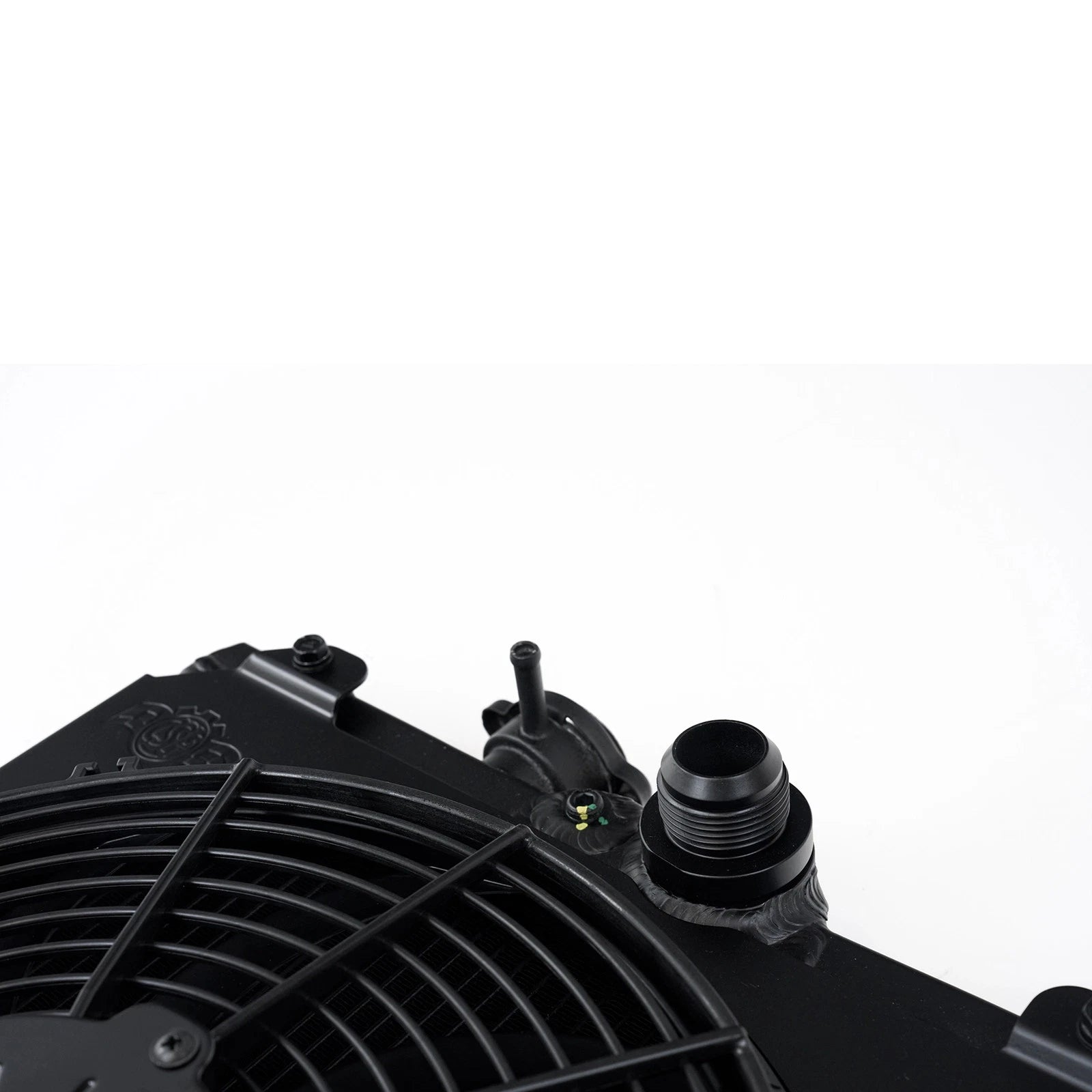 CSF Universal Half Radiator w/-16AN & Slip-On Fittings/12in SPAL Fan & Shroud - Black Finish