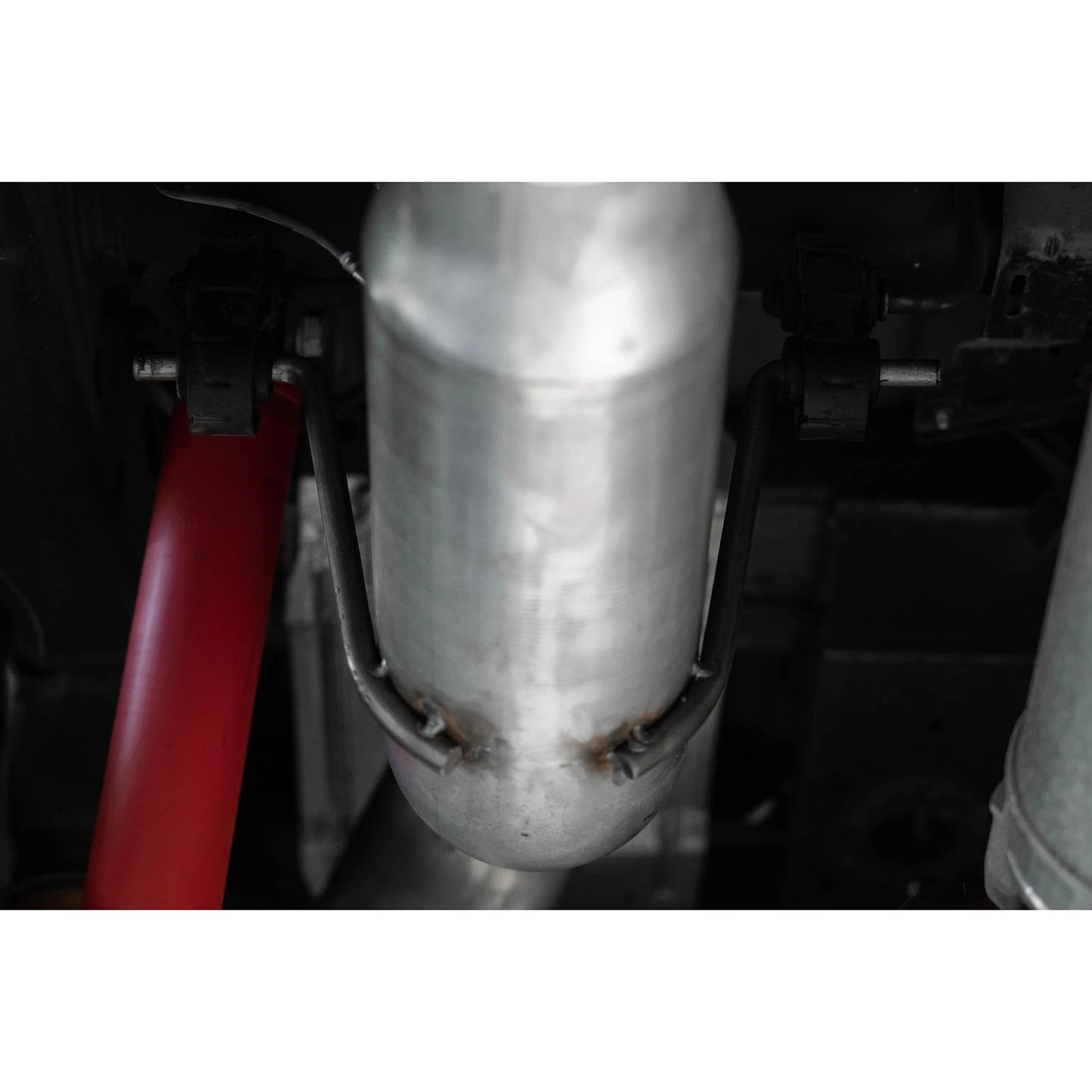 MBRP 20-23 Chevrolet Silverado 2500HD 6.6L Armor Lite AL Steel Single Side Exit 5in DPF Back Exhaust