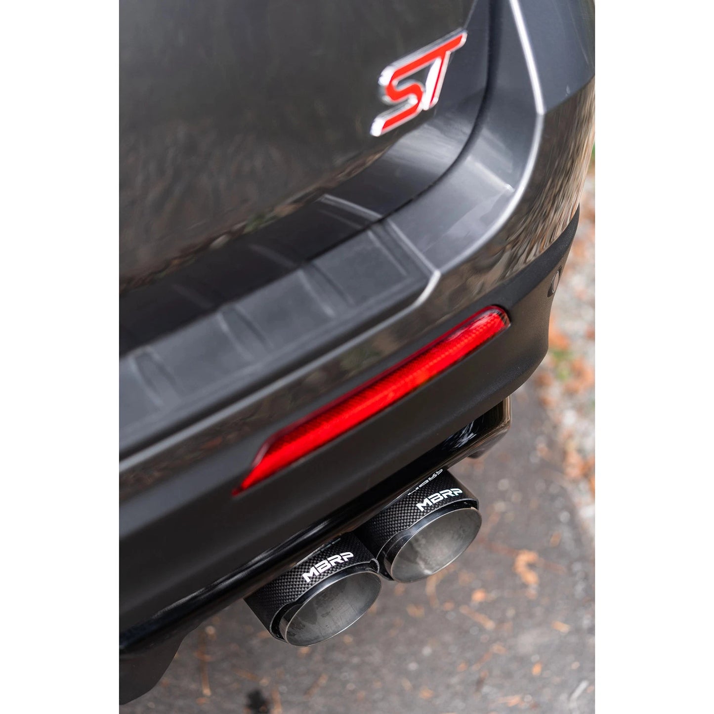 MBRP 20-21 Ford Explorer ST 3.0L EcoBoost Dual Rear Exit Axle Back w/ Quad Carbon Fiber Tips - T304