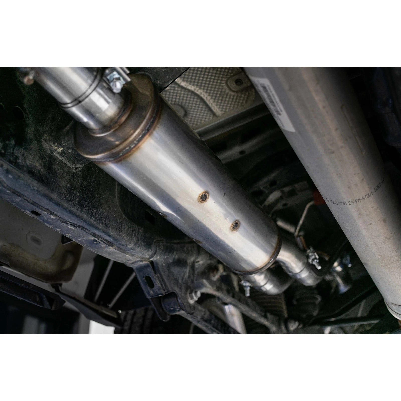 MBRP 2019 Ram 1500 5.7L (CrewCab & QuadCab ONLY) 2.5in Cat Back Dual Split Rear w/ 4.5in Tip - T304