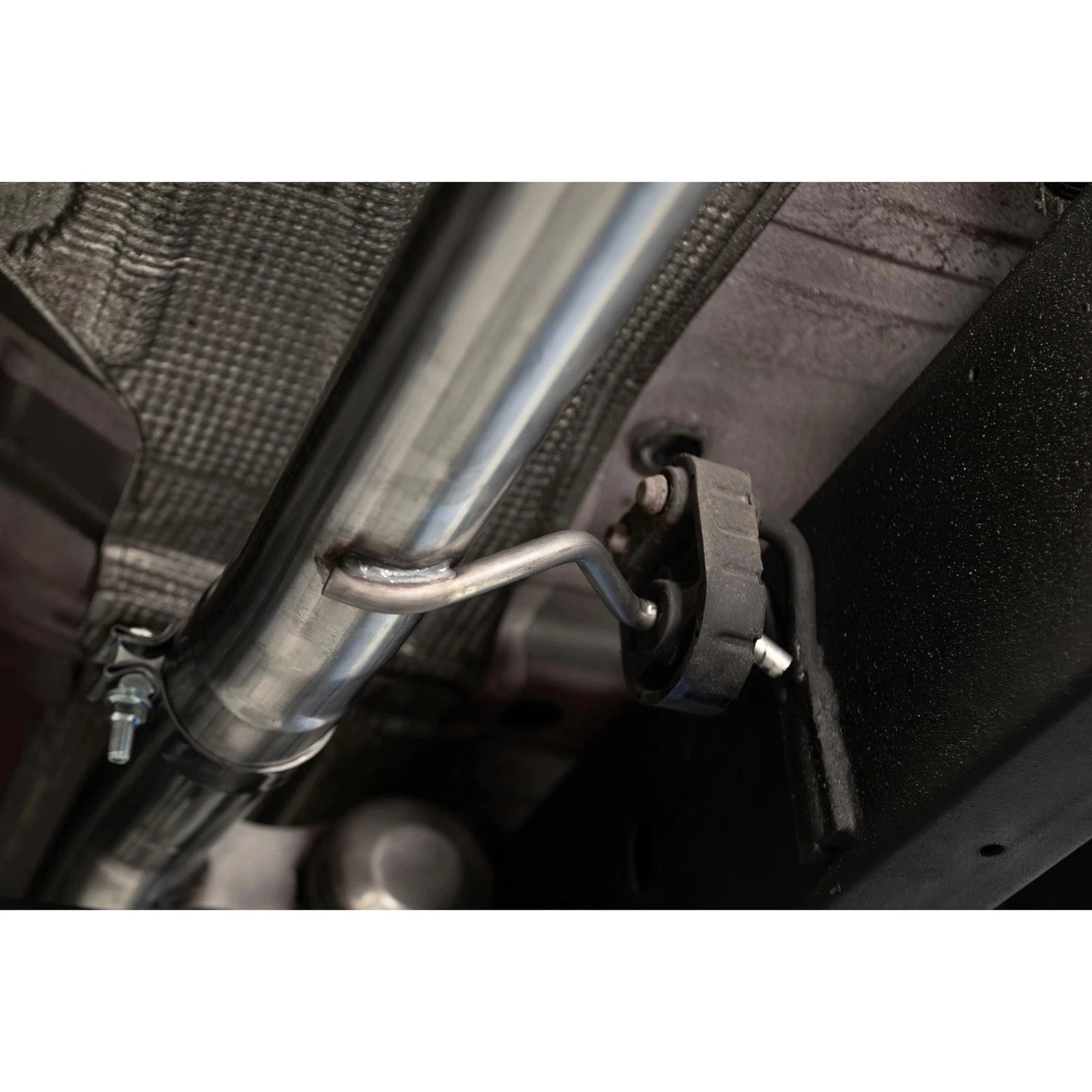 MBRP 19-24 GM 1500 Silverado/Sierra 2.7L Blk-Coated Alum. Steel 3in Cat-Back Single Side 4in Blk Tip