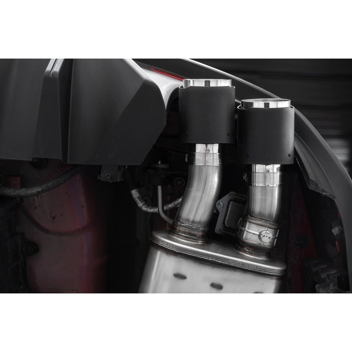 MBRP 18-20 Ford Mustang GT 5.0 w/ Quad Tip Active Exhaust Cat Back Split Rear T304 w/ Carb Fib Tips