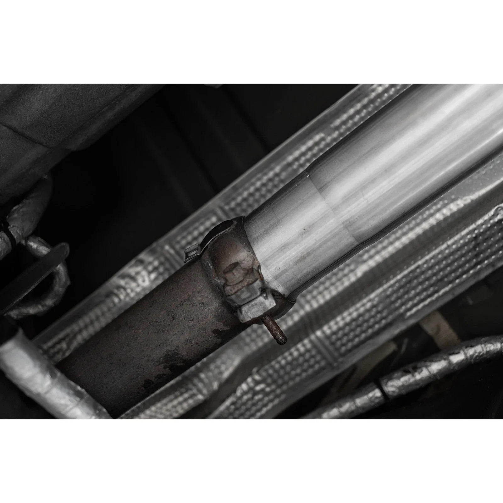 MBRP 2019 Chevrolet Silverado 1500 4.3L/5.3L 2.5in Cat Back Dual Rear Exit - Aluminized