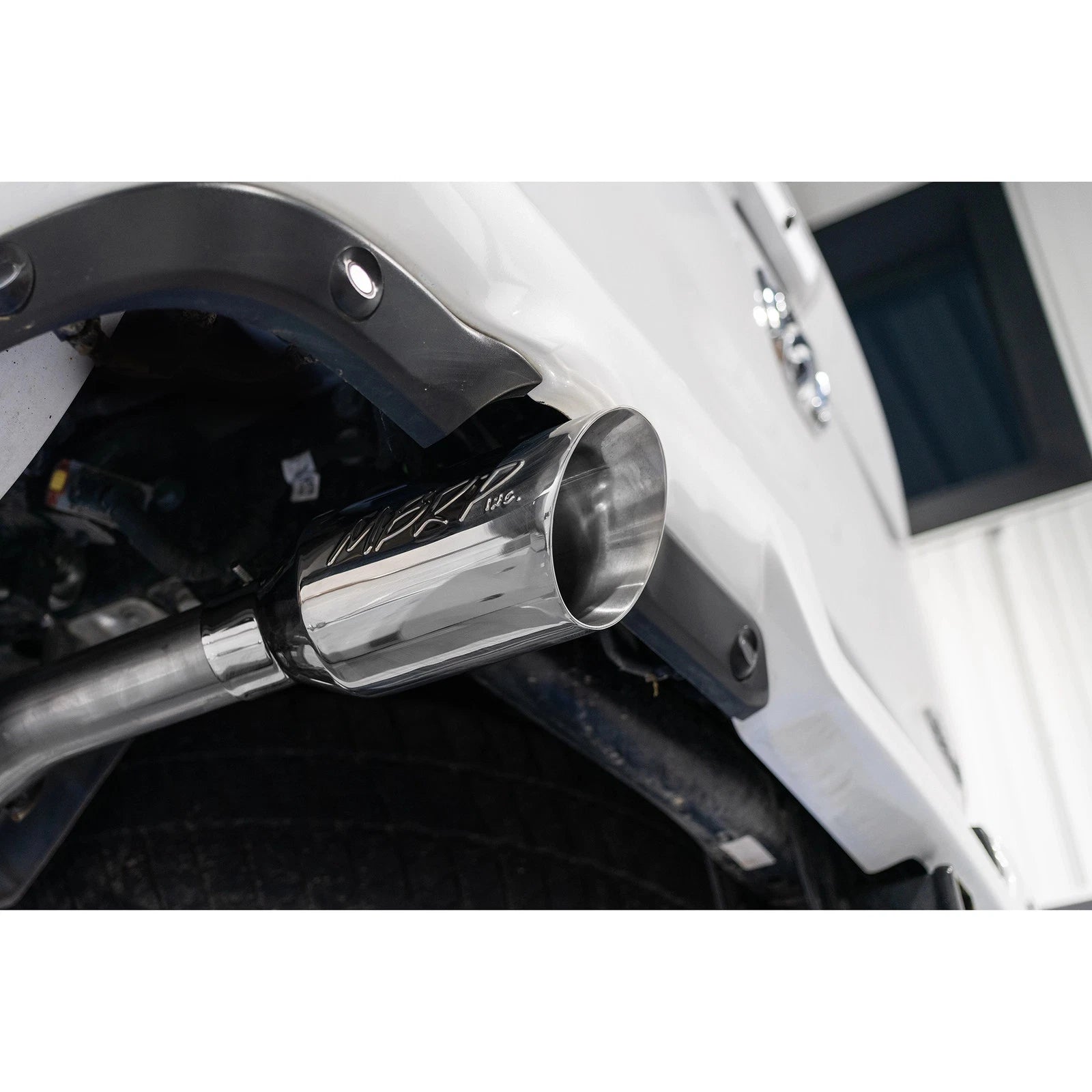 MBRP 2019 Ram 1500 5.7L (CrewCab & QuadCab ONLY) 2.5in Cat Back Dual Split Rear w/ 4.5in Tip - T304
