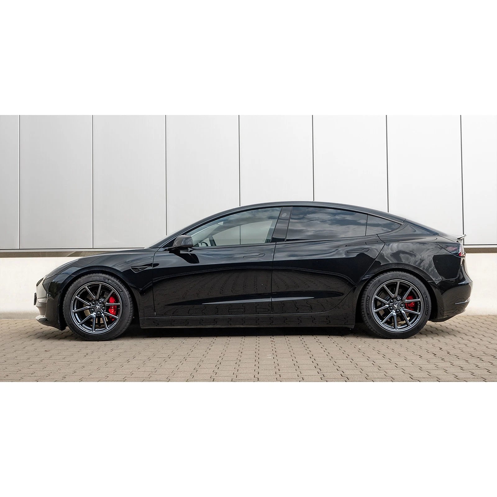 H&R 19-22 Tesla Model 3 Standard Range/Standard Range+ (RWD) Sport Spring (Non Air Susp.)
