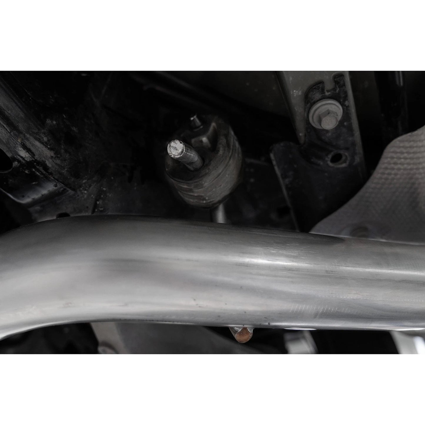 MBRP 20-21 Ford Explorer ST 3.0L EcoBoost Dual Rear Exit Axle Back w/ Quad Carbon Fiber Tips - T304