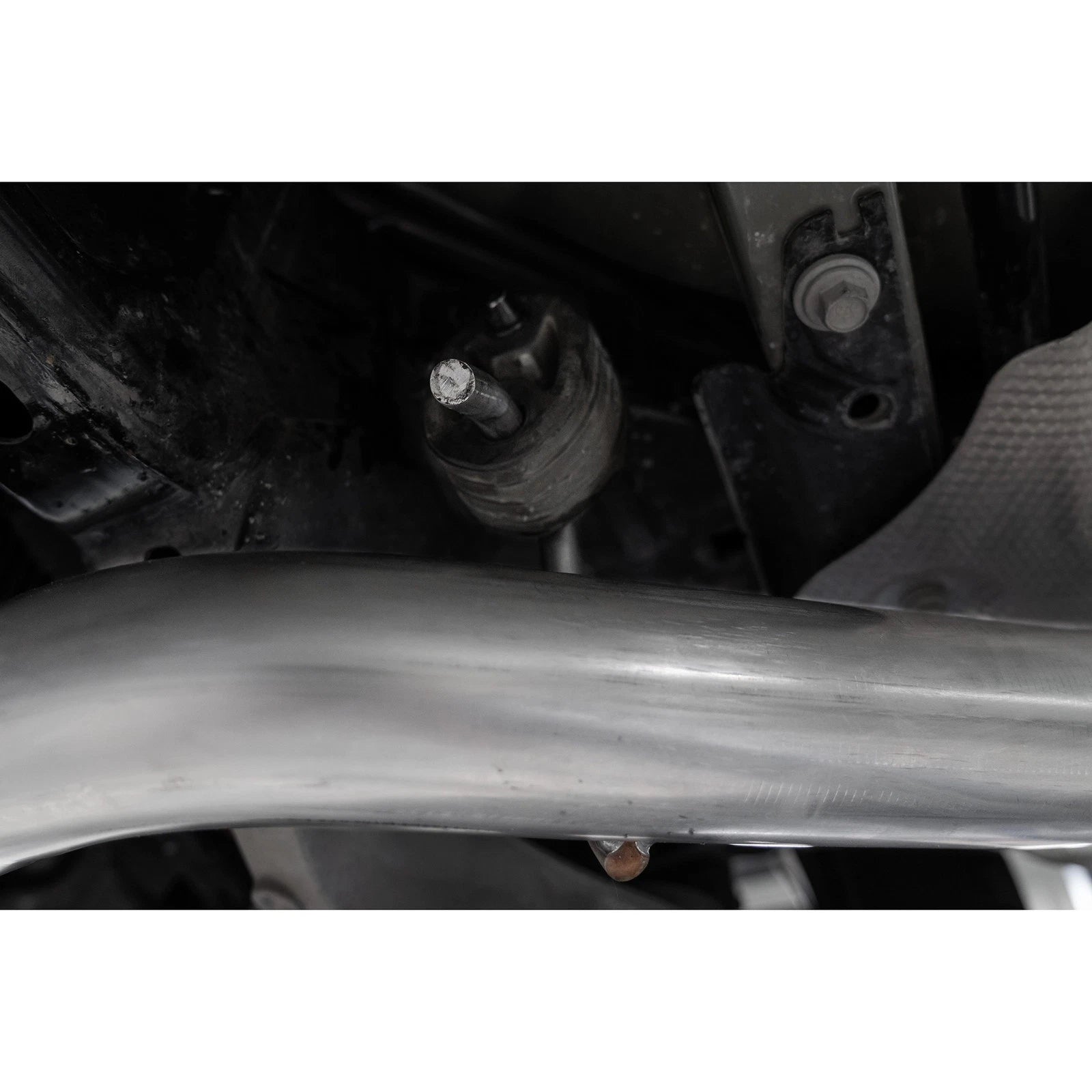 MBRP 20-21 Ford Explorer ST 3.0L EcoBoost Dual Rear Exit Axle Back w/ Quad Carbon Fiber Tips - T304