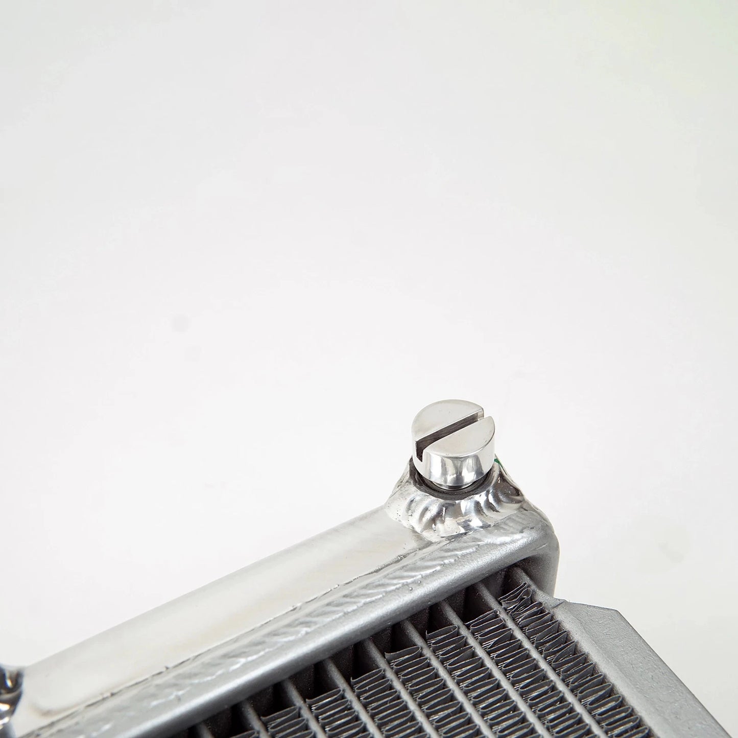 CSF 08-15 Subaru Impreza WRX/STI 1-Row 31mm High-Performance Aluminum Radiator