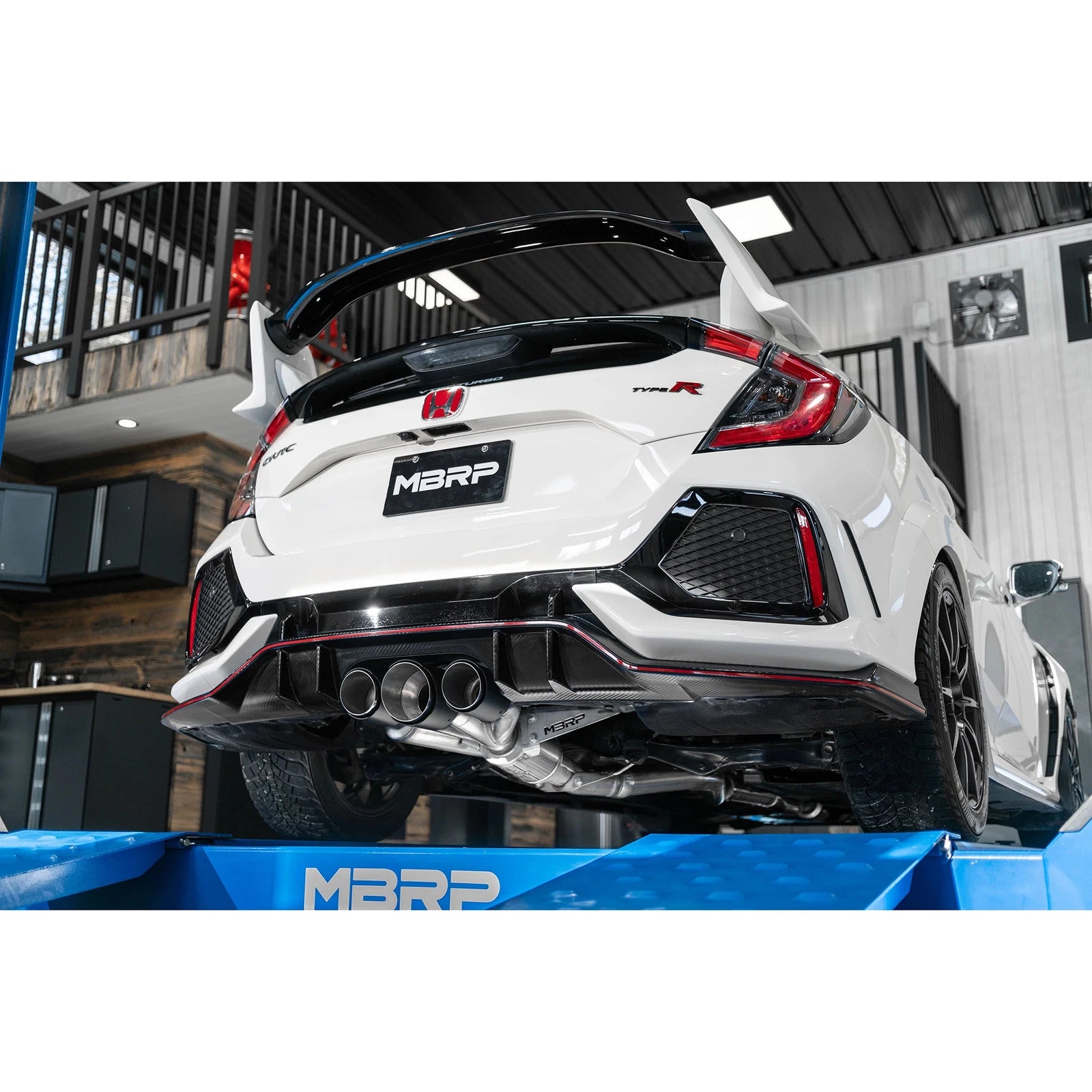 MBRP 17-22 Honda Civic Type R 2.0L T304 SS 3in Cat-Back w/Triple Center Outlet- Carbon Fiber Tips