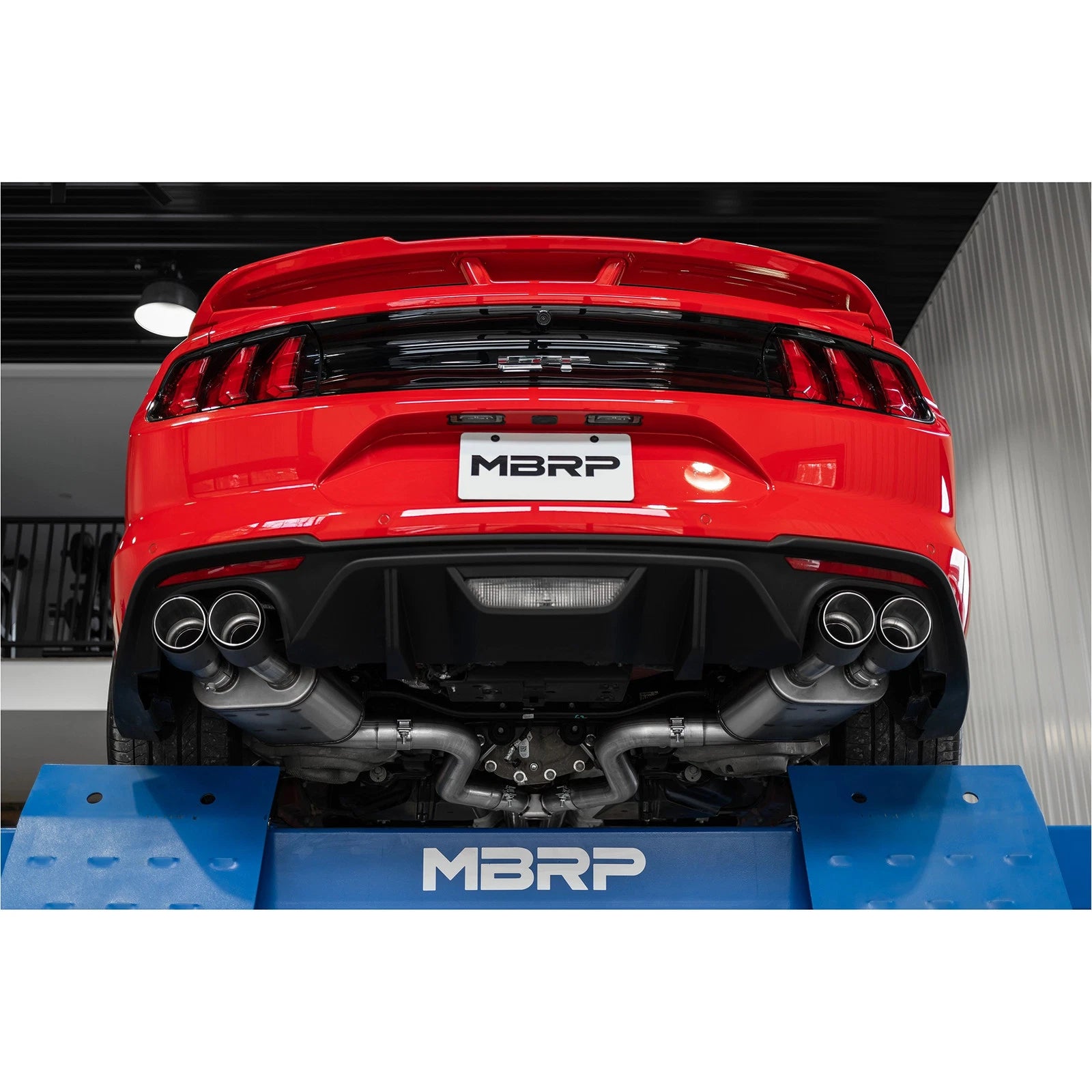 MBRP 18-20 Ford Mustang GT 5.0 w/ Quad Tip Active Exhaust Cat Back Split Rear T304 w/ Carb Fib Tips