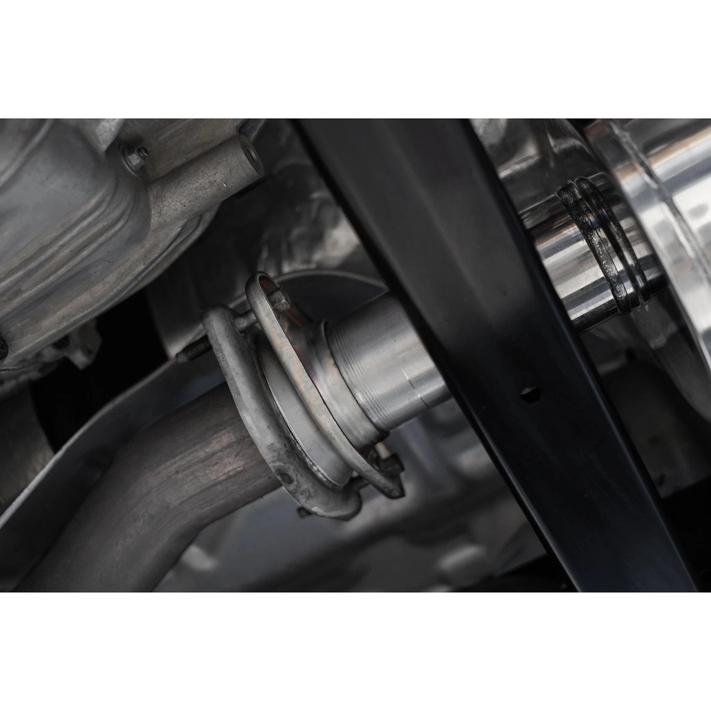 MBRP 2021+ Ford F150 Aluminized Dual Pre-Axle (Street Profile) 2.5in OD Tips 3in Cat Back Exhaust