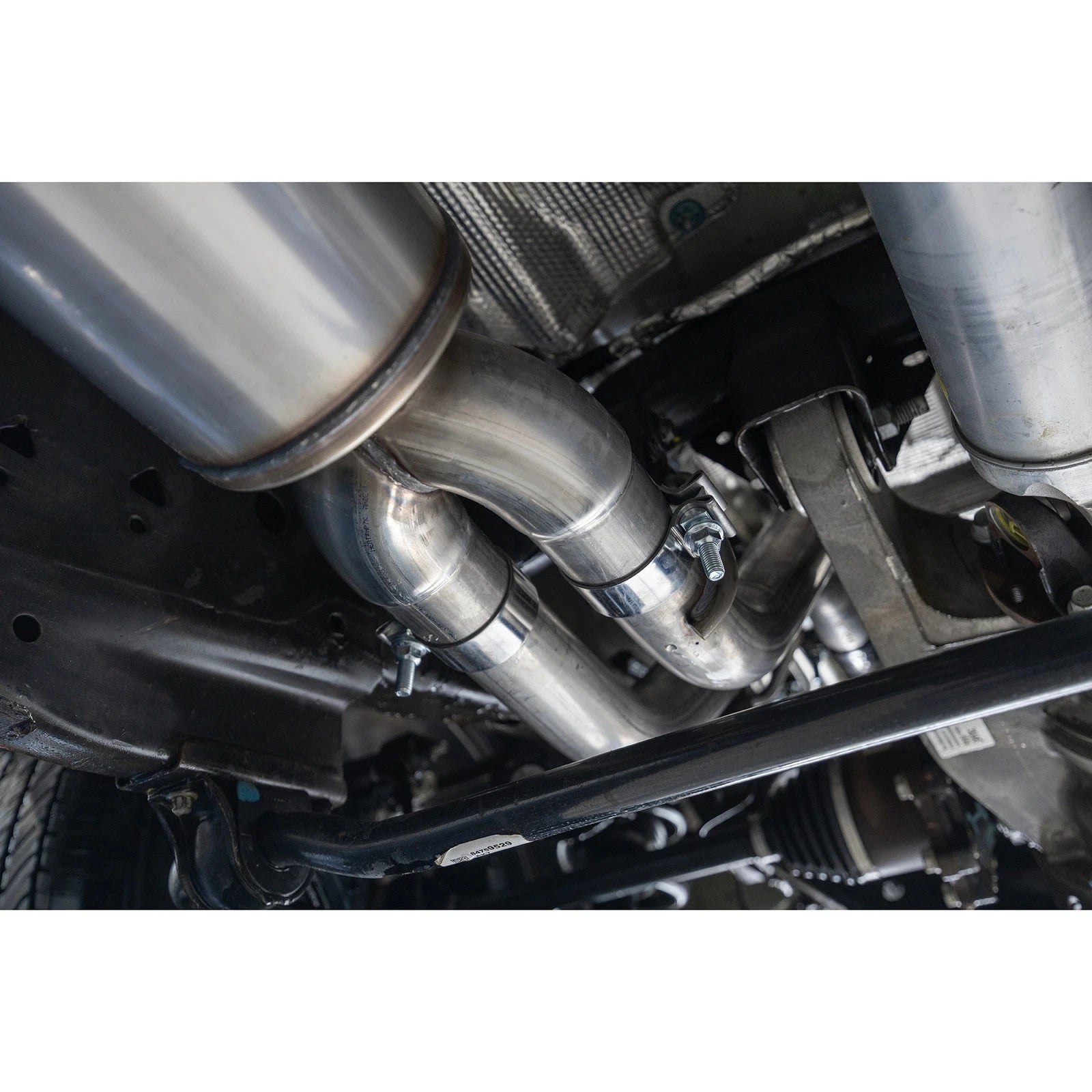 MBRP 21-24 Chevrolet Suburban XL 5.3L 3in T304 SS 2.5in Dual Split Carbon Fiber Cat-back