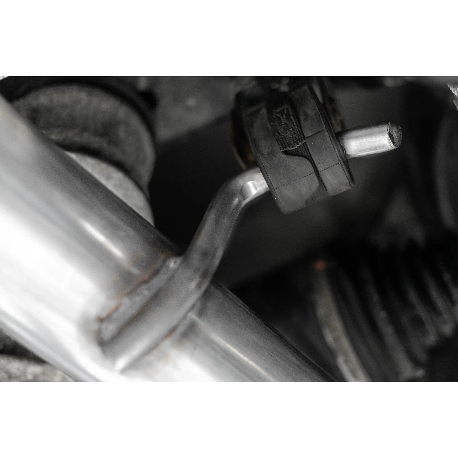MBRP 15-16 Dodge Challenger RT 5.7L Aluminized Steel 3in Dual Rear Cat-back Quad Tips - Street