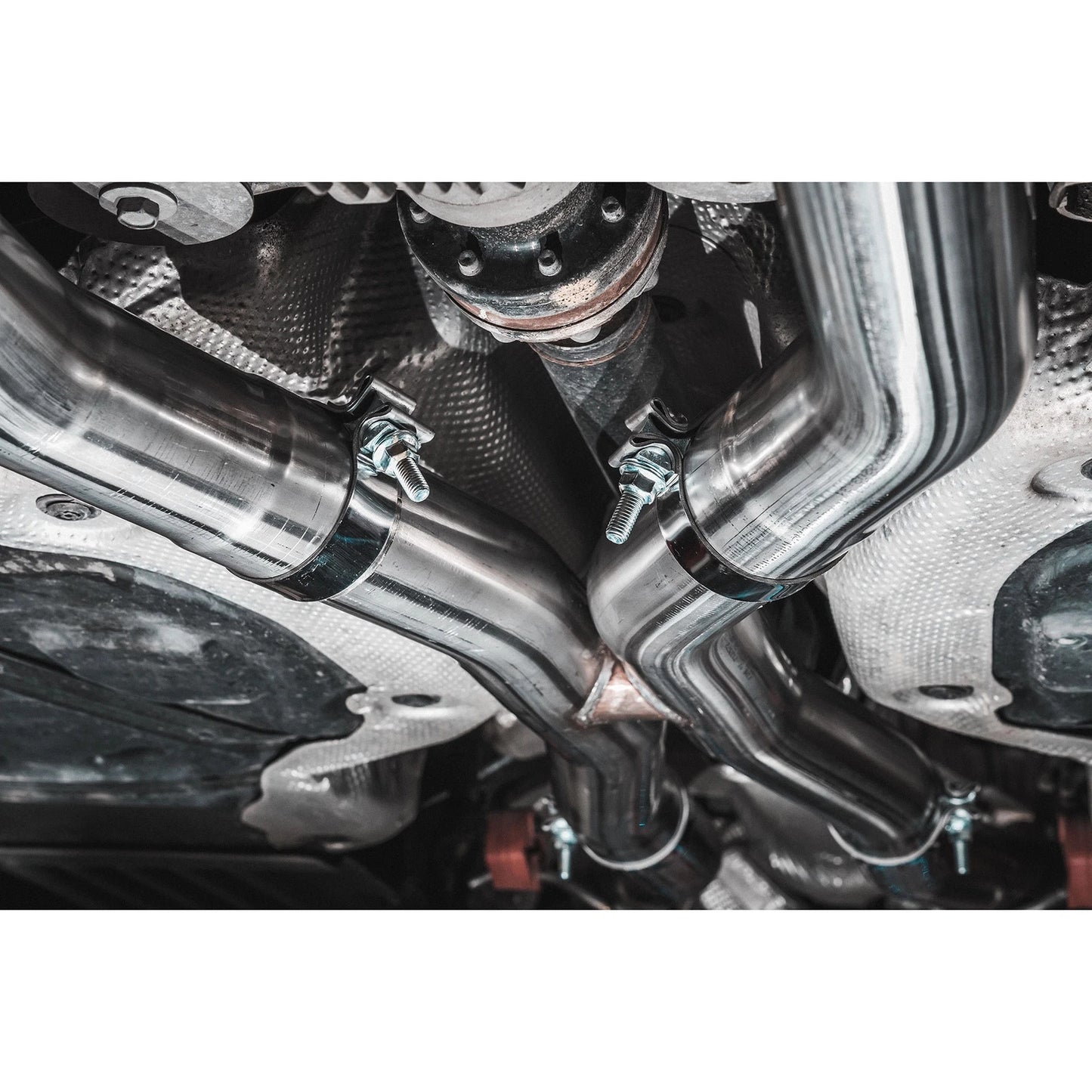 MBRP 18-23 Dodge Durango SRT 6.4L Armor Pro T304 SS 3in Cat Back Exhaust Dual Rear Exit w/ CF Tips