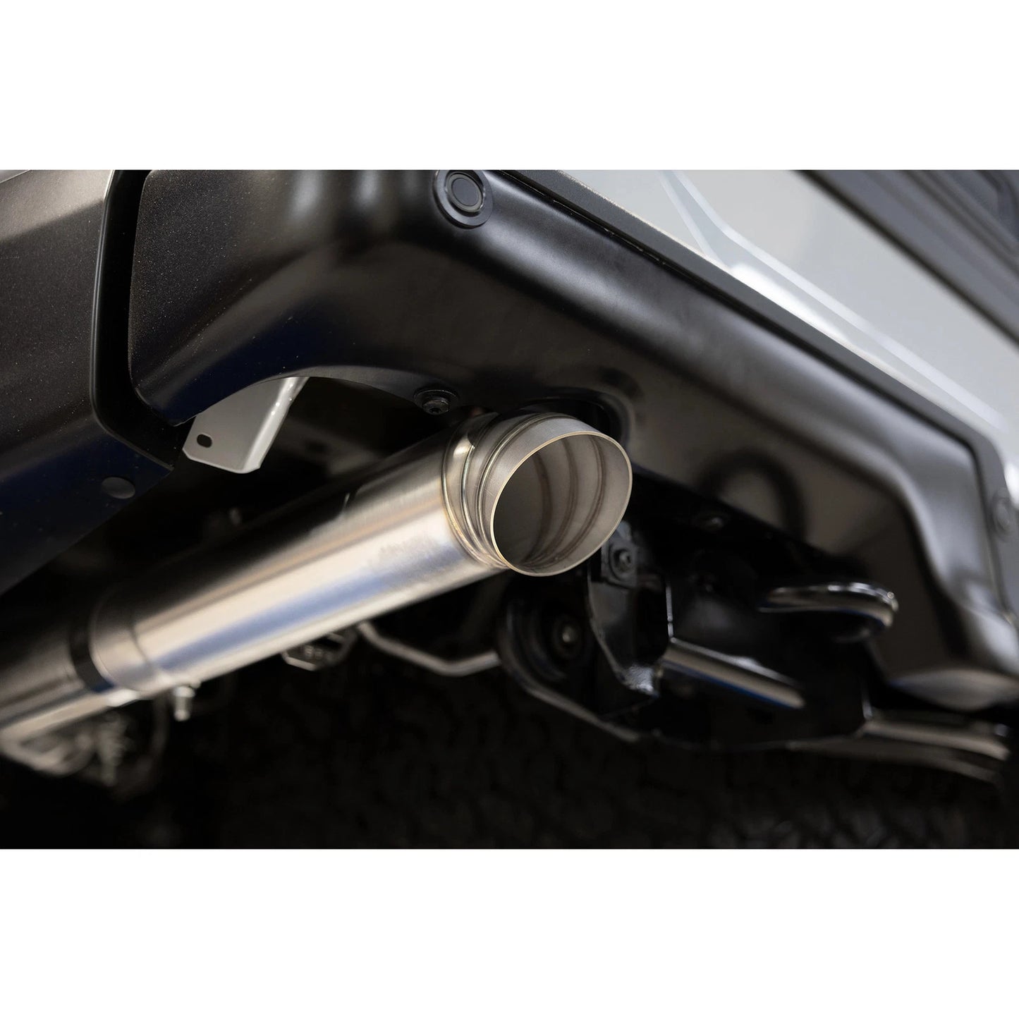 MBRP 2022+ Ford F-150 Raptor 3.5L / Raptor R 5.2L T304 3in Dual Rear Exit Turndown Axle Back Exhaust
