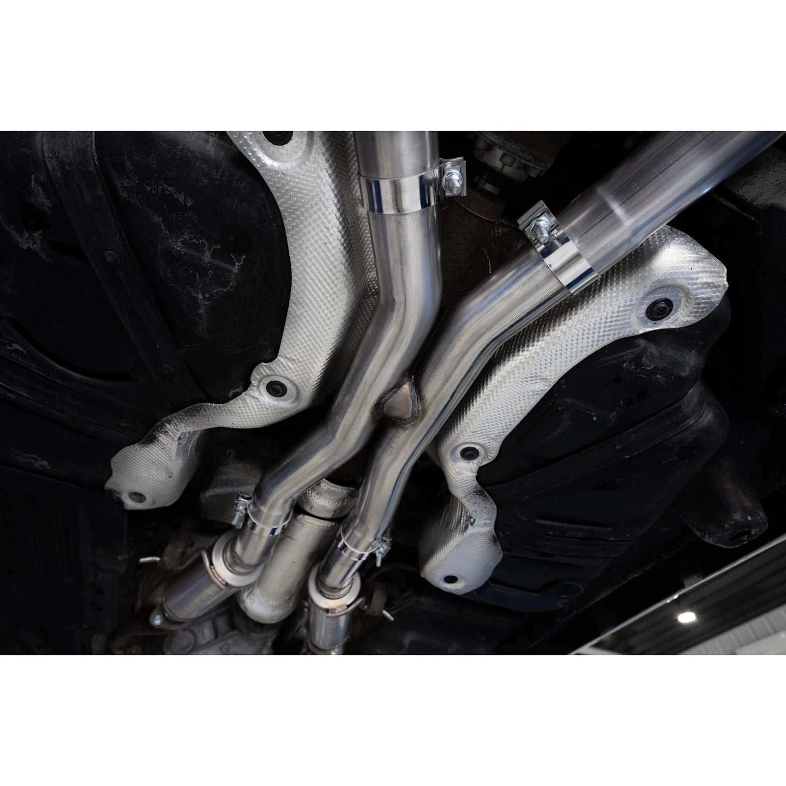 MBRP 2011+ Dodge Durango 3.6L V6 AL Series 3.0in Cat-Back Dual Rear Exit Exhaust