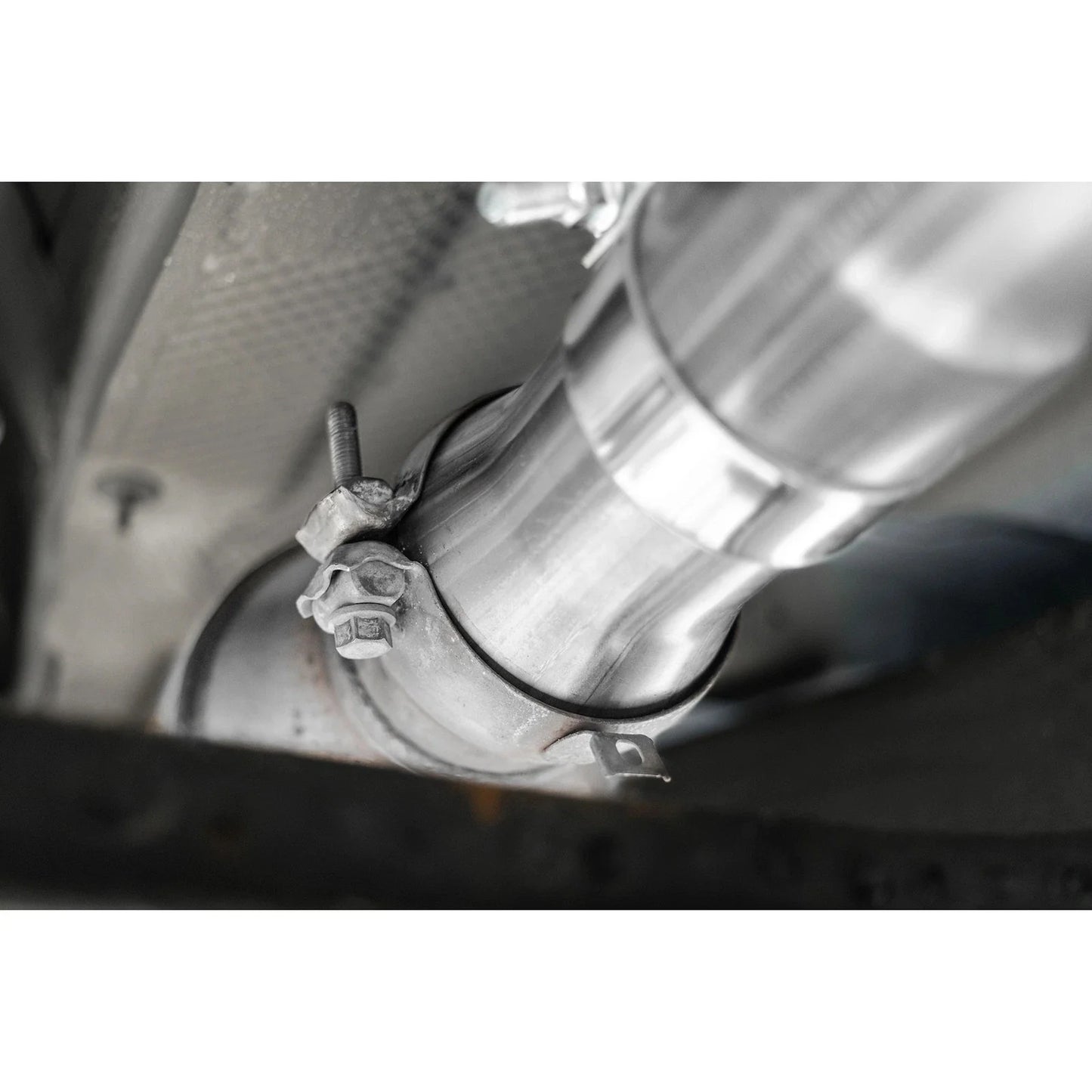 MBRP 15-20 GM Tahoe/Suburban/Yukon/Yukon XL/Escalade Aluminized Steel 3in. Cat Back -Single Side