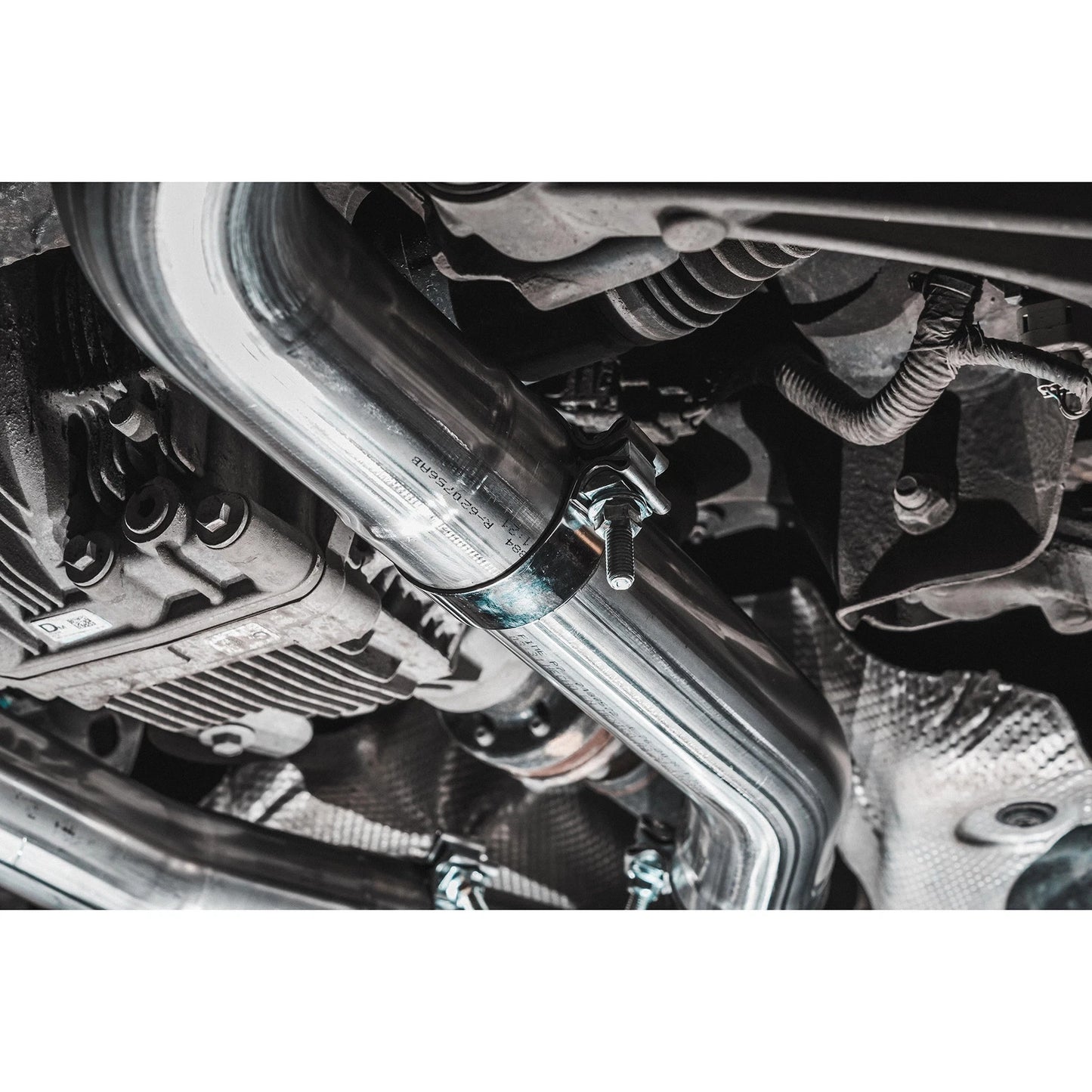 MBRP 18-23 Dodge Durango SRT 6.4L Armor Pro T304 SS 3in Cat Back Exhaust Dual Rear Exit w/ CF Tips