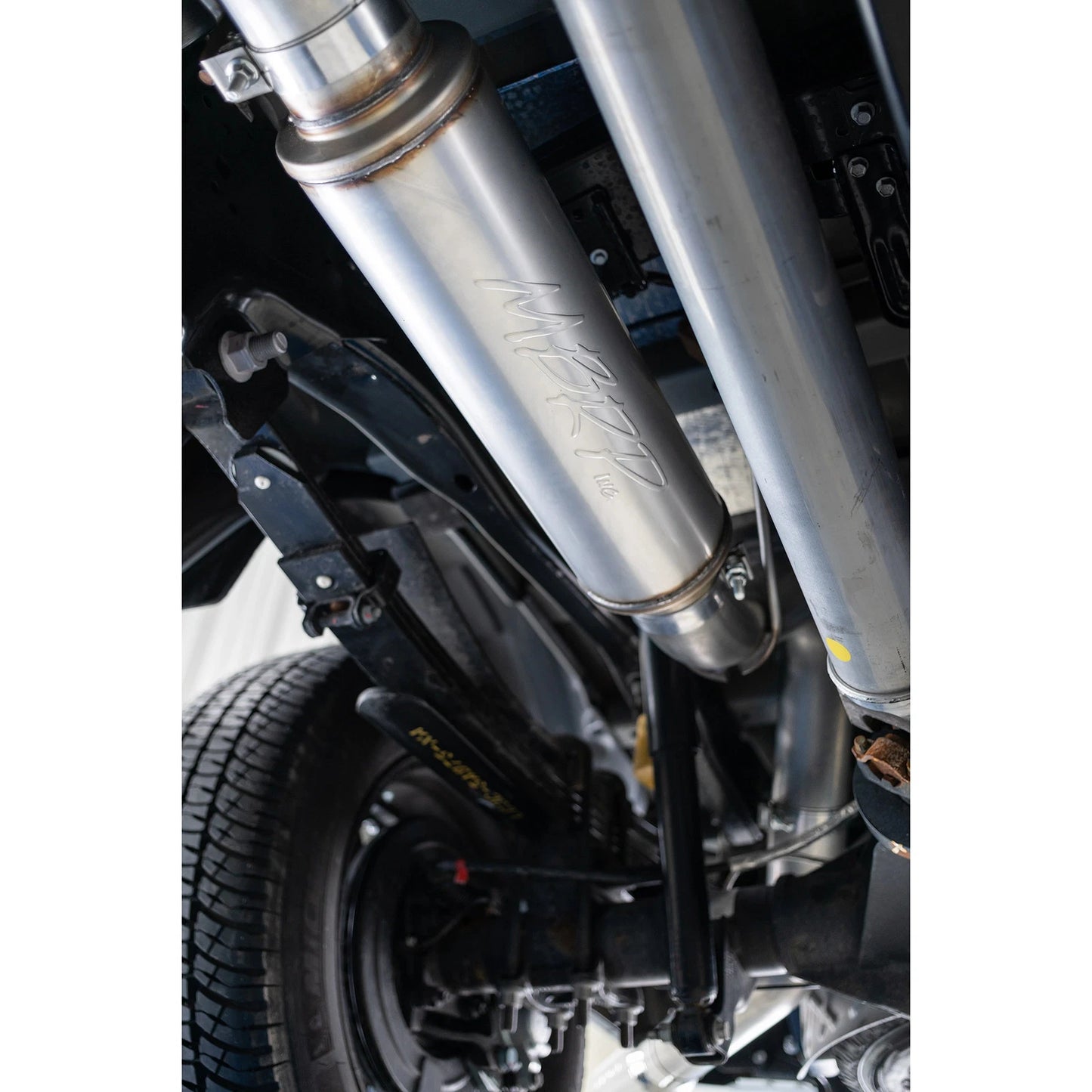 MBRP 2017+ Ford F-250/F-350 6.2L/7.3L Super/Crew Cab Single Side 4in T304 Catback Exhaust